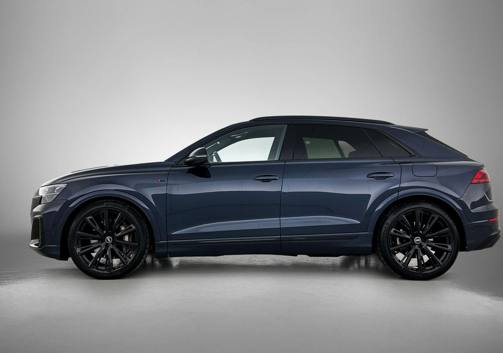 Audi Q8 met kenteken 85 – autofoto 5