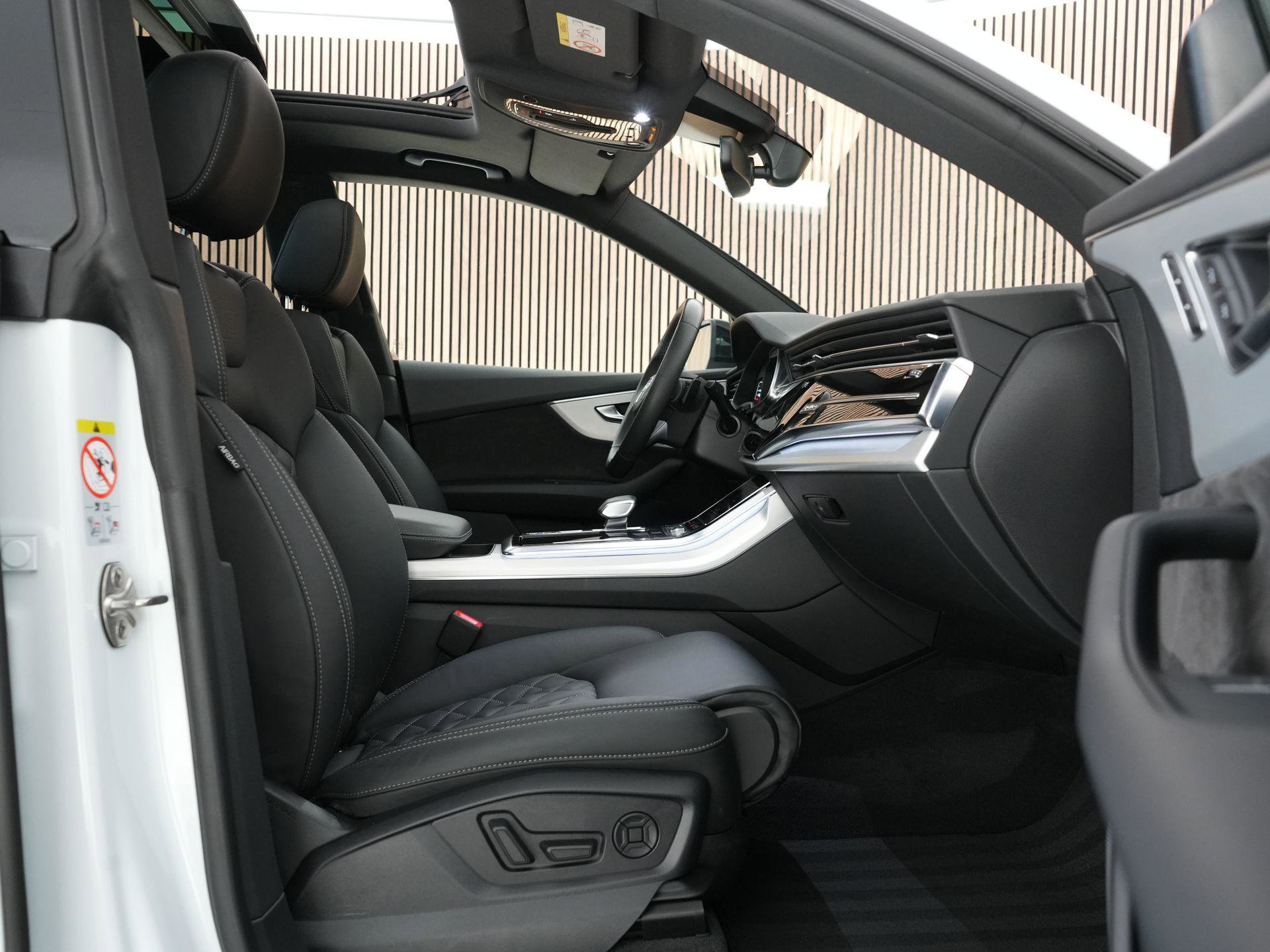 Audi Q8 – autofoto 4