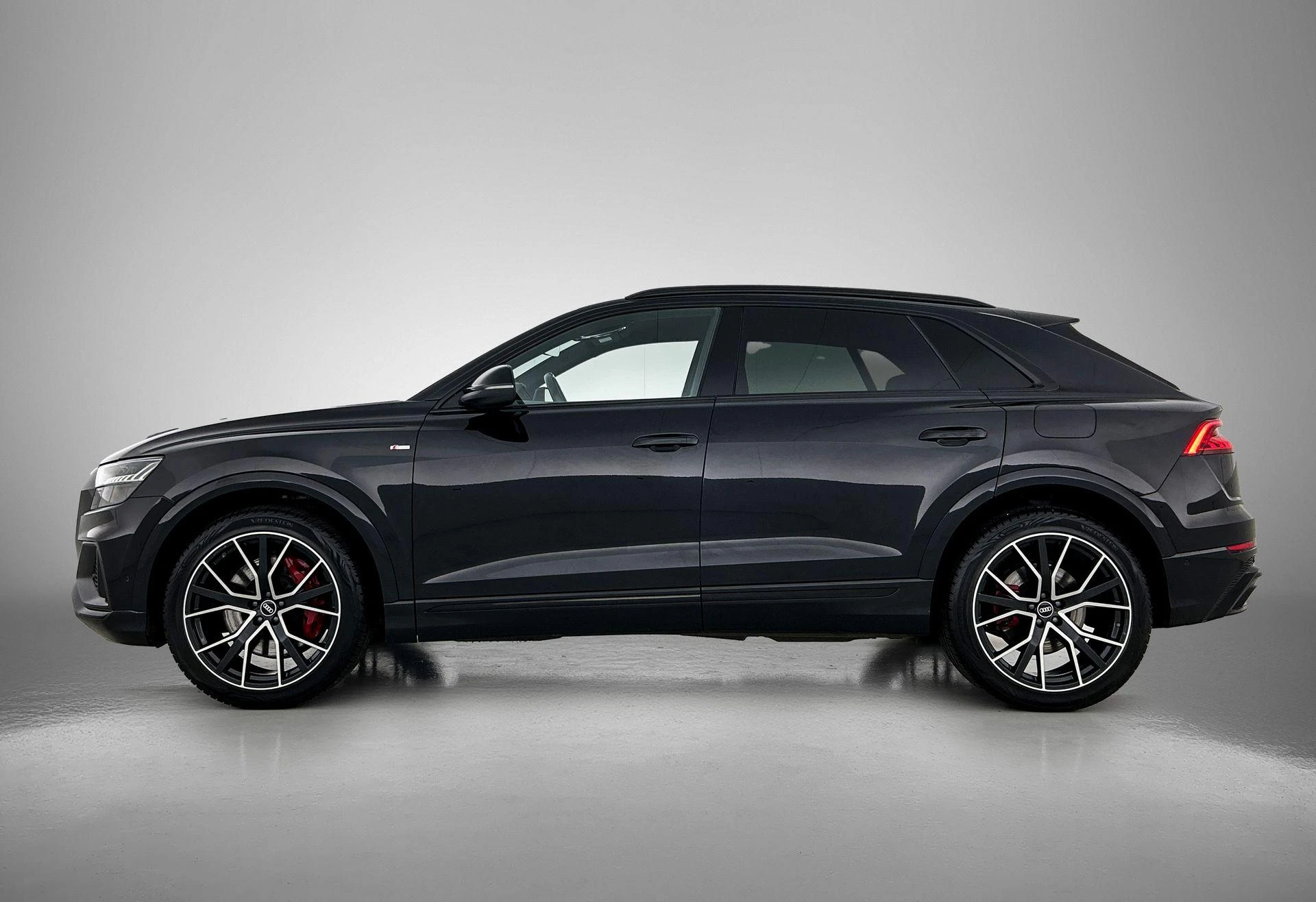 Audi Q8 met kenteken S-097-XZ – autofoto 5