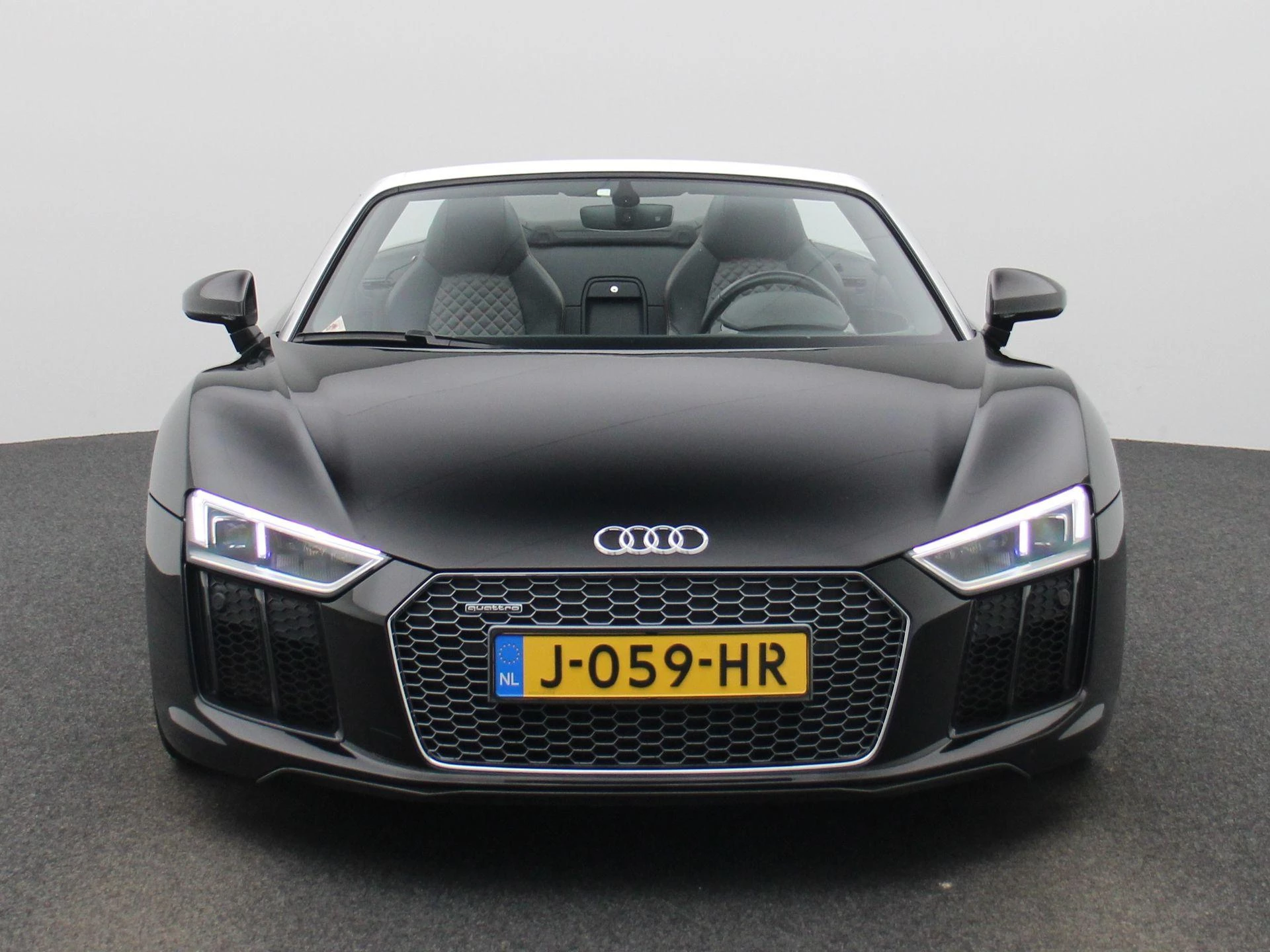 Audi R8 met kenteken 117100 – autofoto 3
