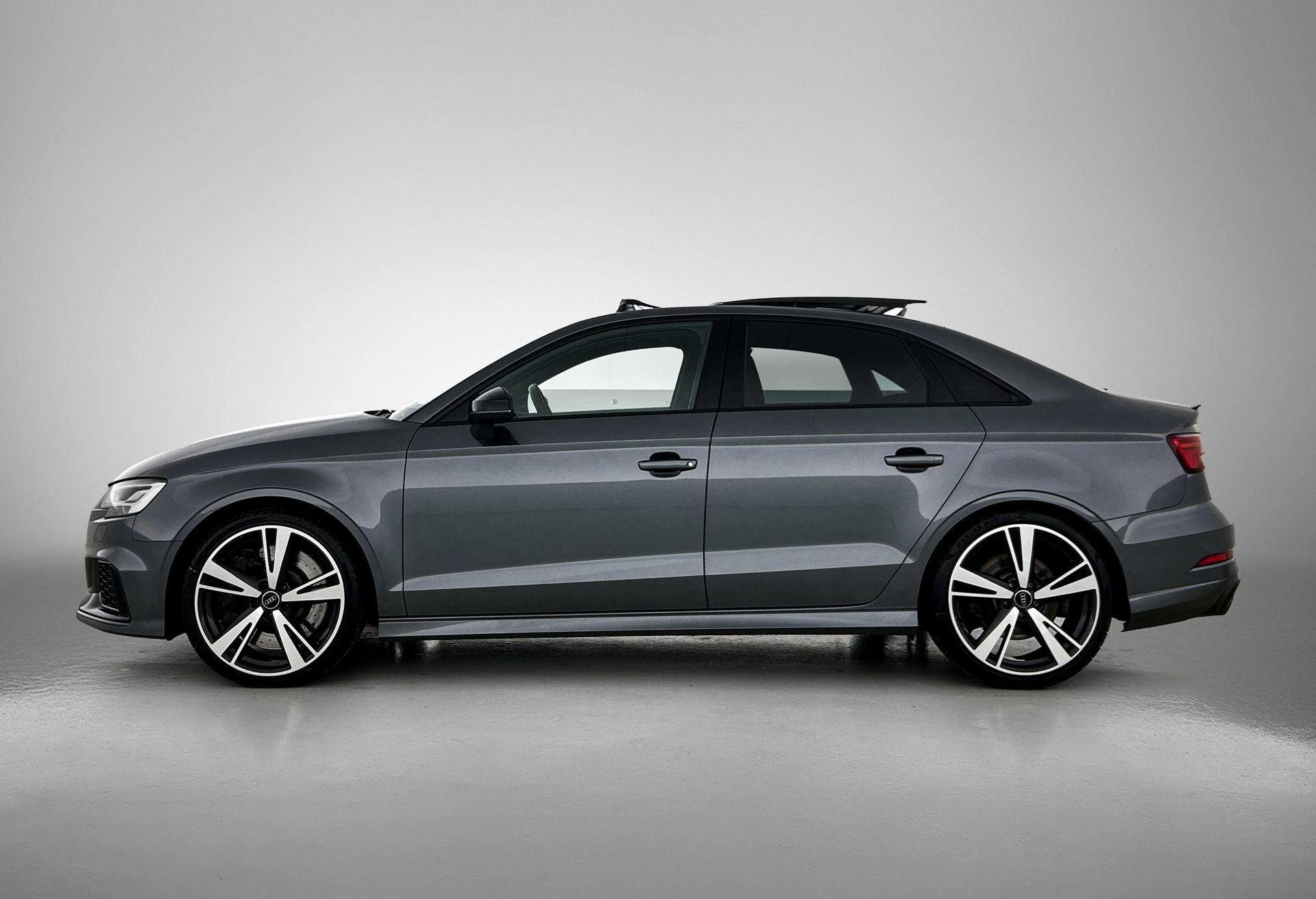 Audi RS3 met kenteken 84100 – autofoto 4