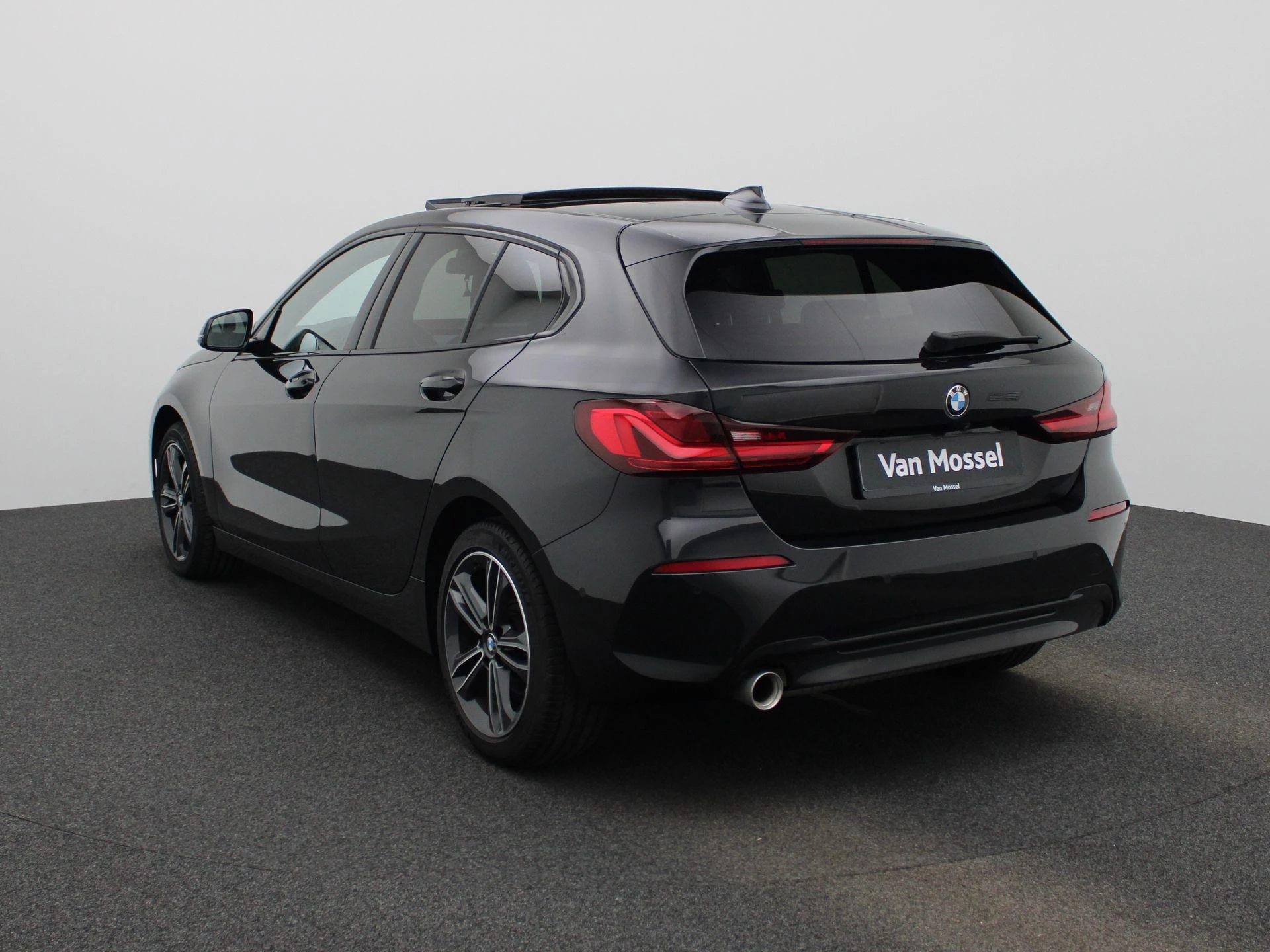 BMW 1-serie met kenteken 43100 – autofoto 3