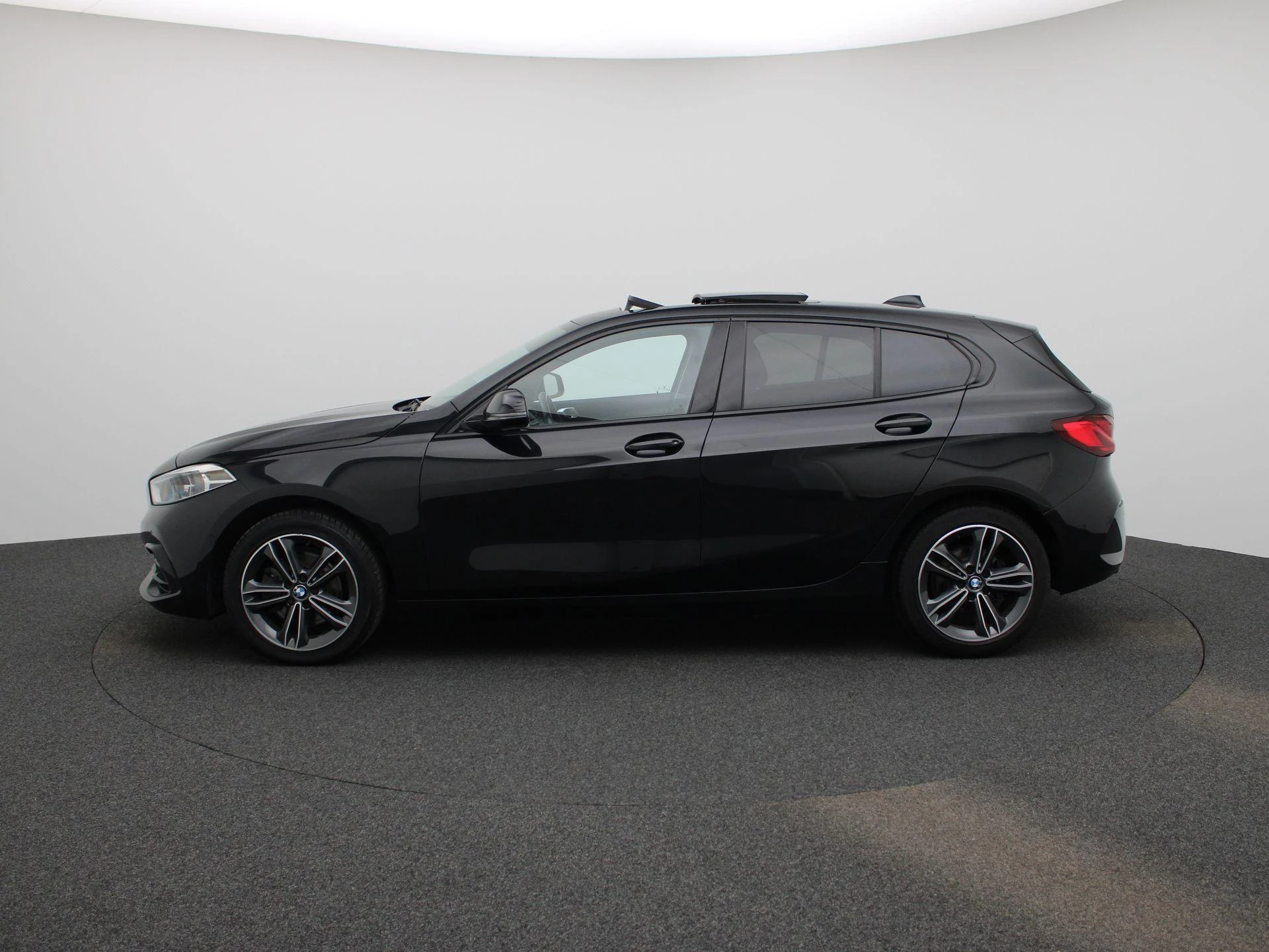 BMW 1-serie met kenteken 43100 – autofoto 5