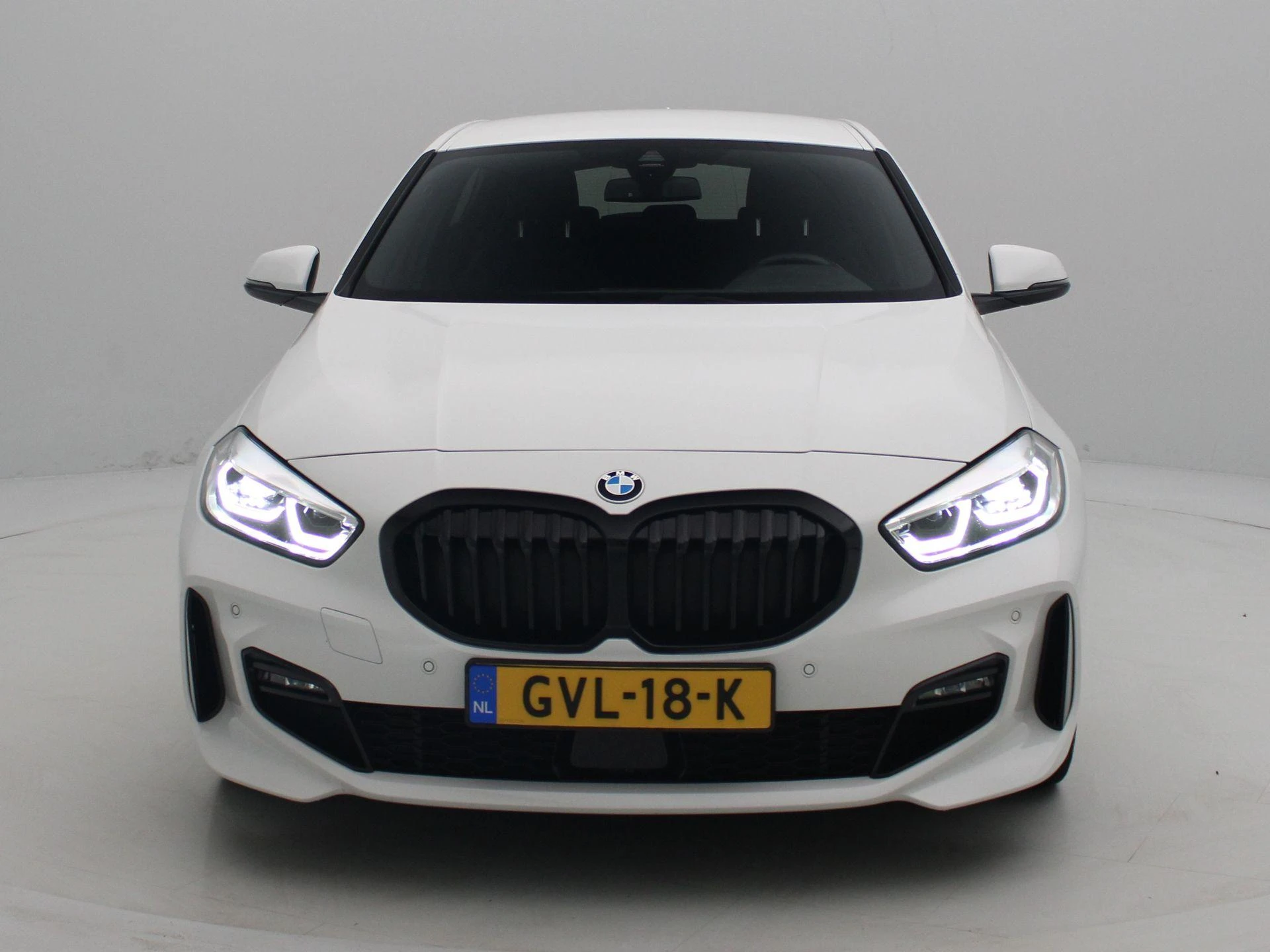 BMW 1-serie met kenteken GVL-18-K – autofoto 4
