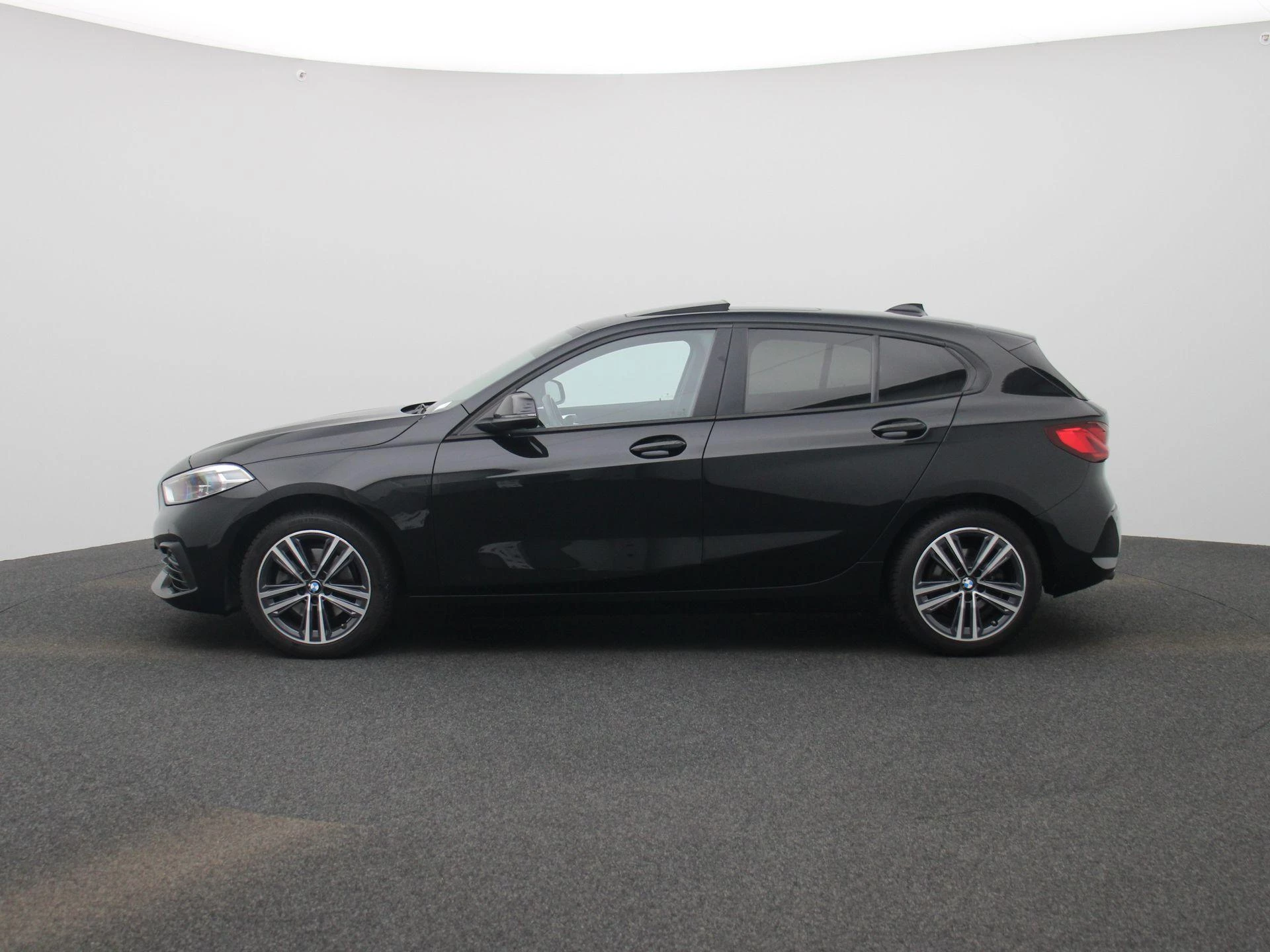 BMW 1-serie met kenteken KJG-16-V – autofoto 5