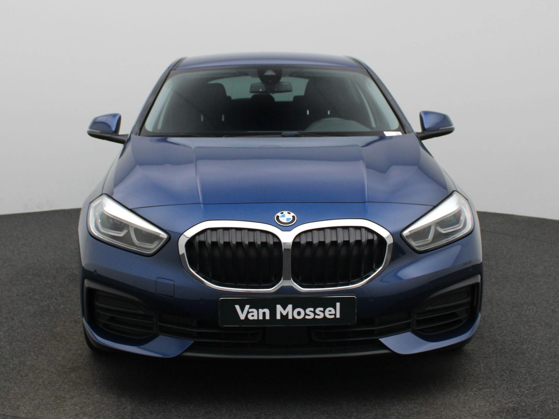 BMW 1-serie met kenteken KVF-51-H – autofoto 5