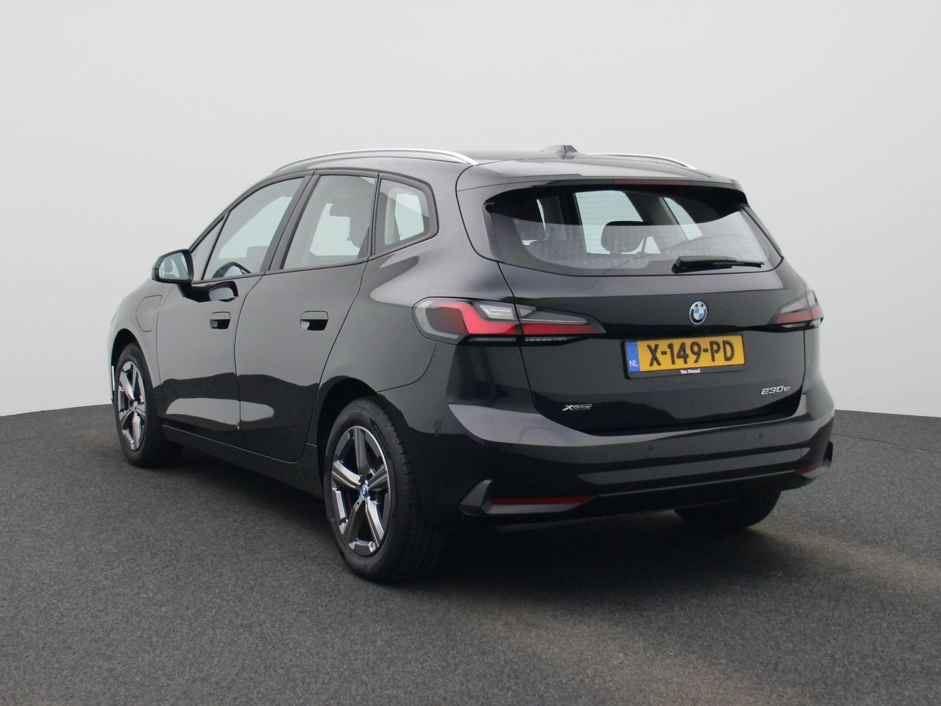 BMW 2-serie met kenteken 57100 – autofoto 3
