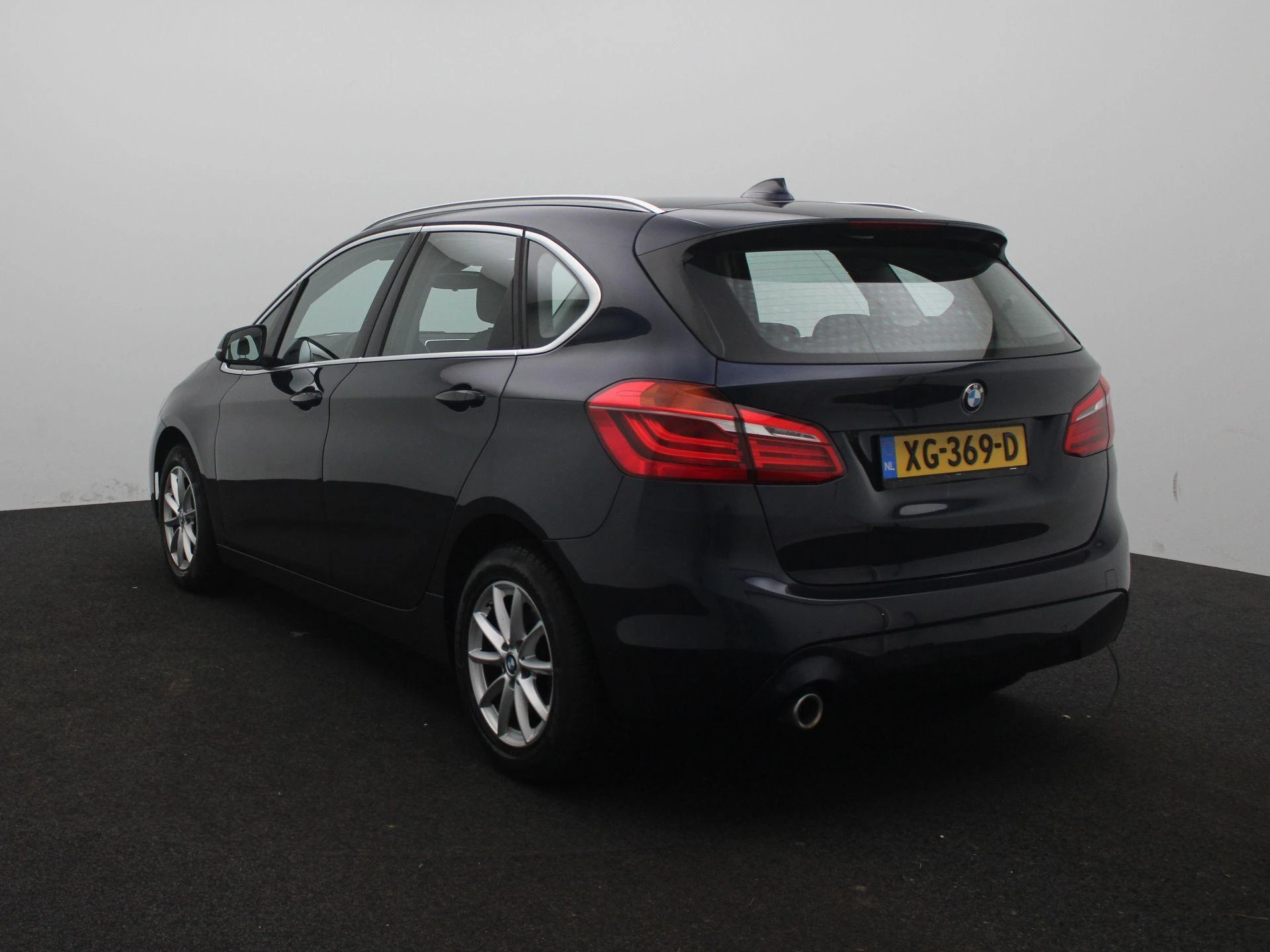 BMW 2-serie met kenteken 71100 – autofoto 2