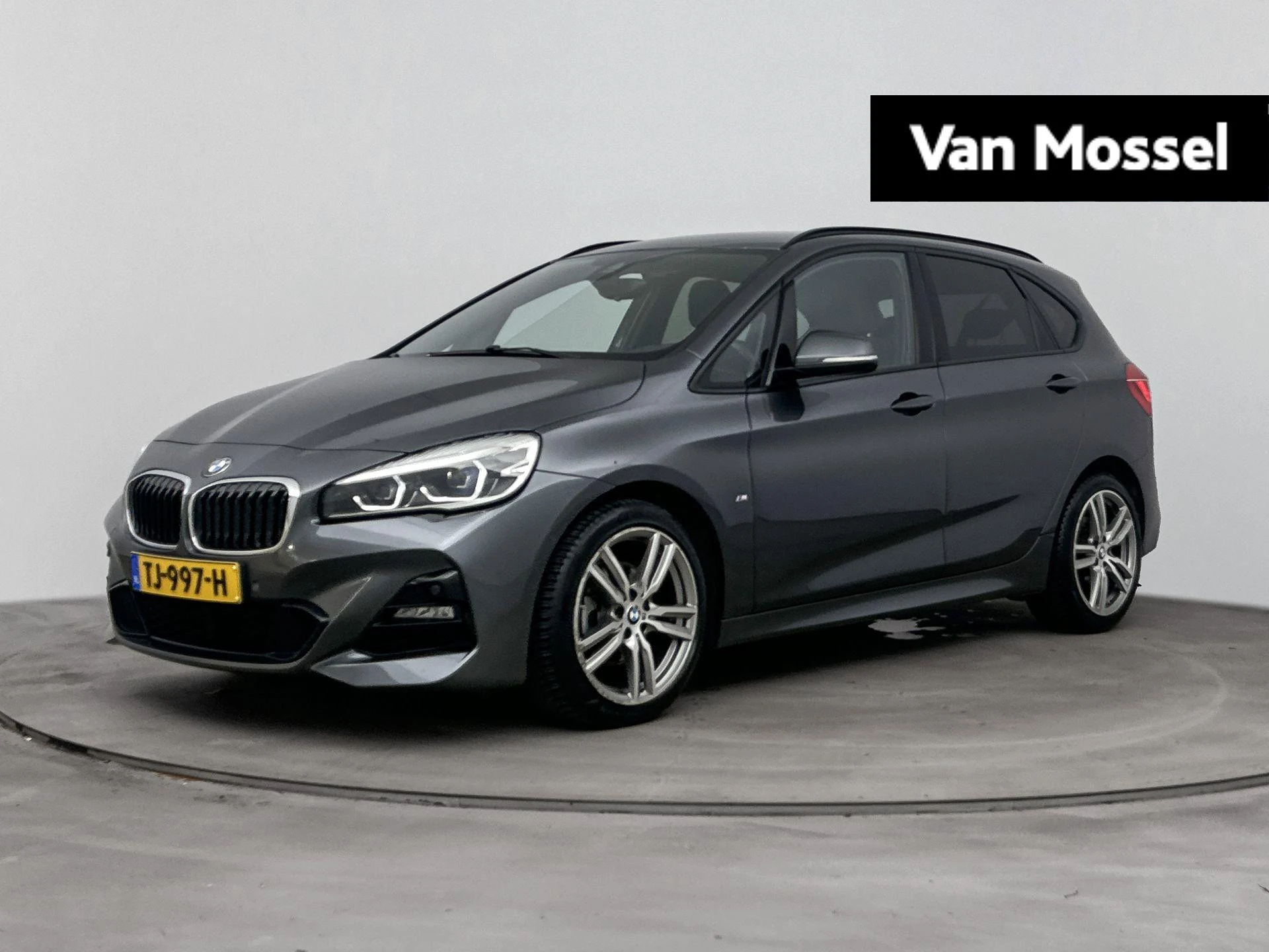 BMW 2-serie met kenteken 71100 – autofoto 2