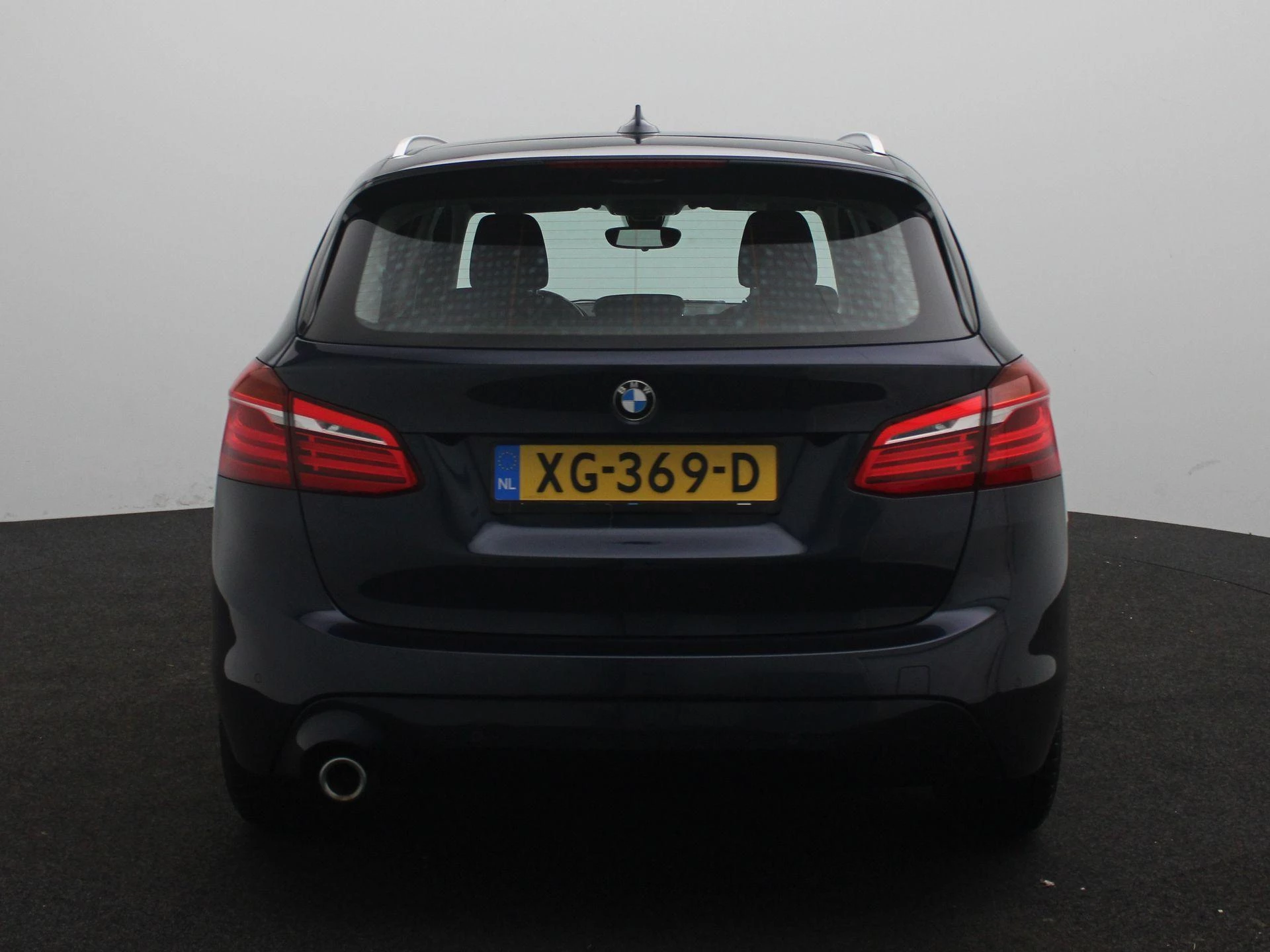 BMW 2-serie met kenteken 71100 – autofoto 5