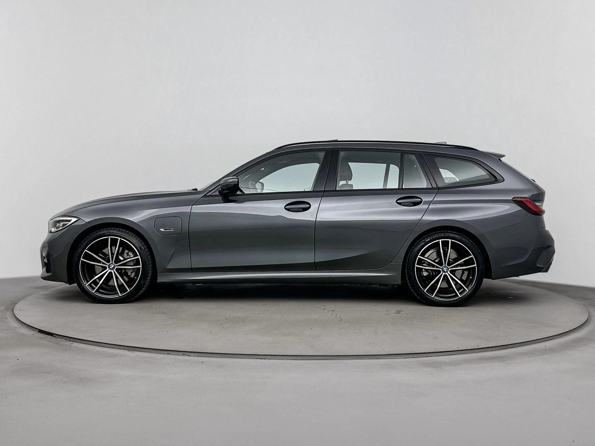 BMW 3-Serie met kenteken 57 – autofoto 4
