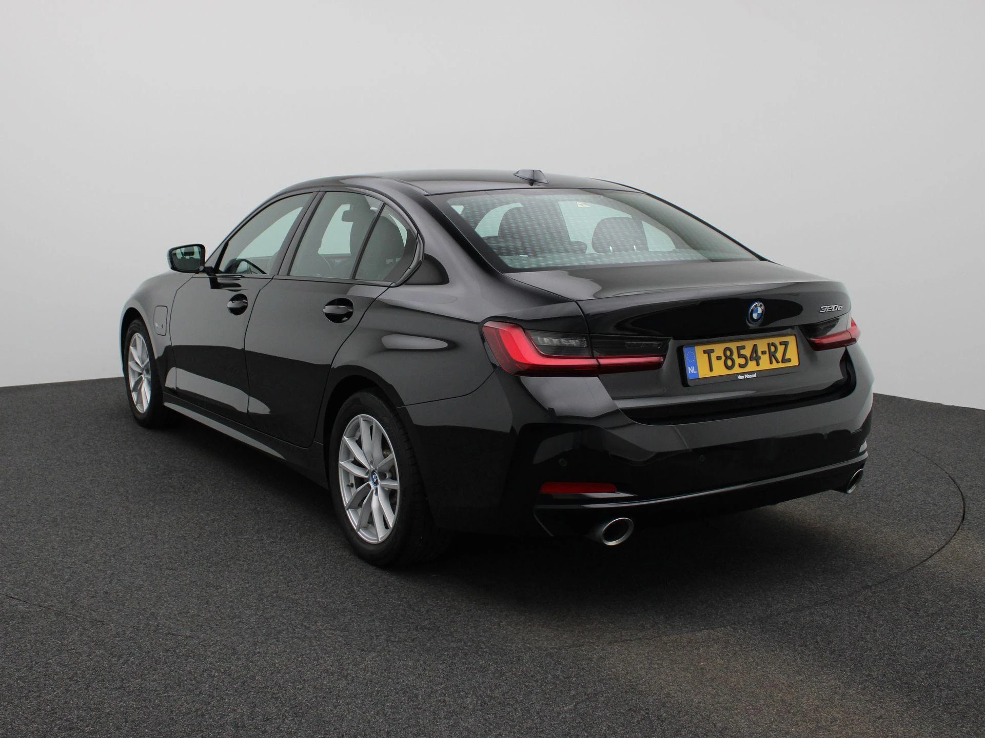BMW 3-Serie met kenteken 66 – autofoto 3