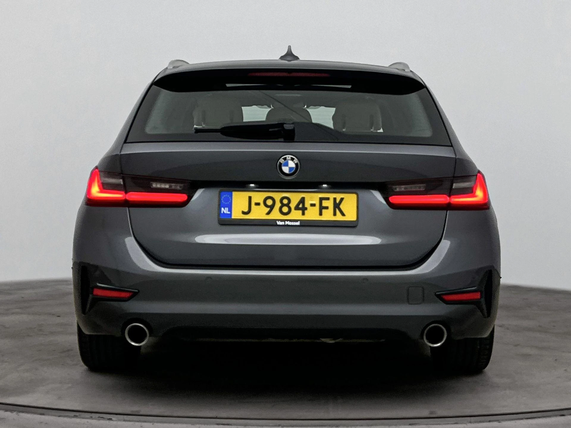 BMW 3-Serie met kenteken 70100 – autofoto 5