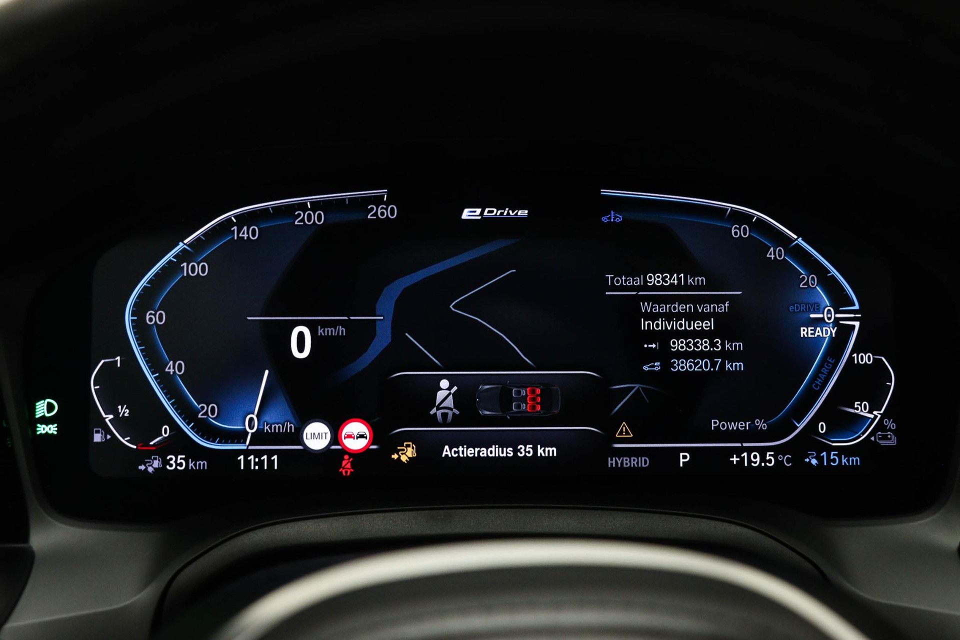 BMW 3-Serie met kenteken J-828-ZR – autofoto 5