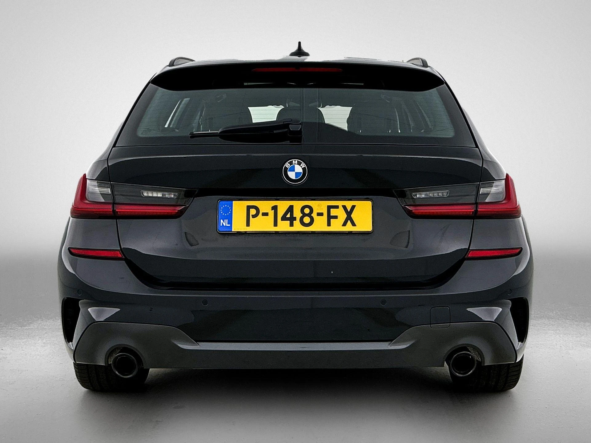 BMW 3-Serie met kenteken P-148-FX – autofoto 5