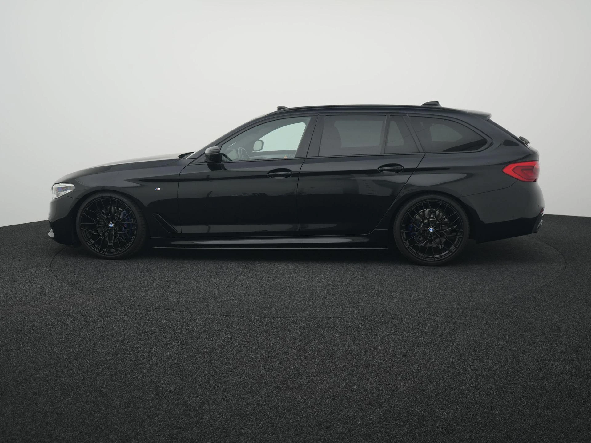 BMW 5-serie met kenteken 63100 – autofoto 5
