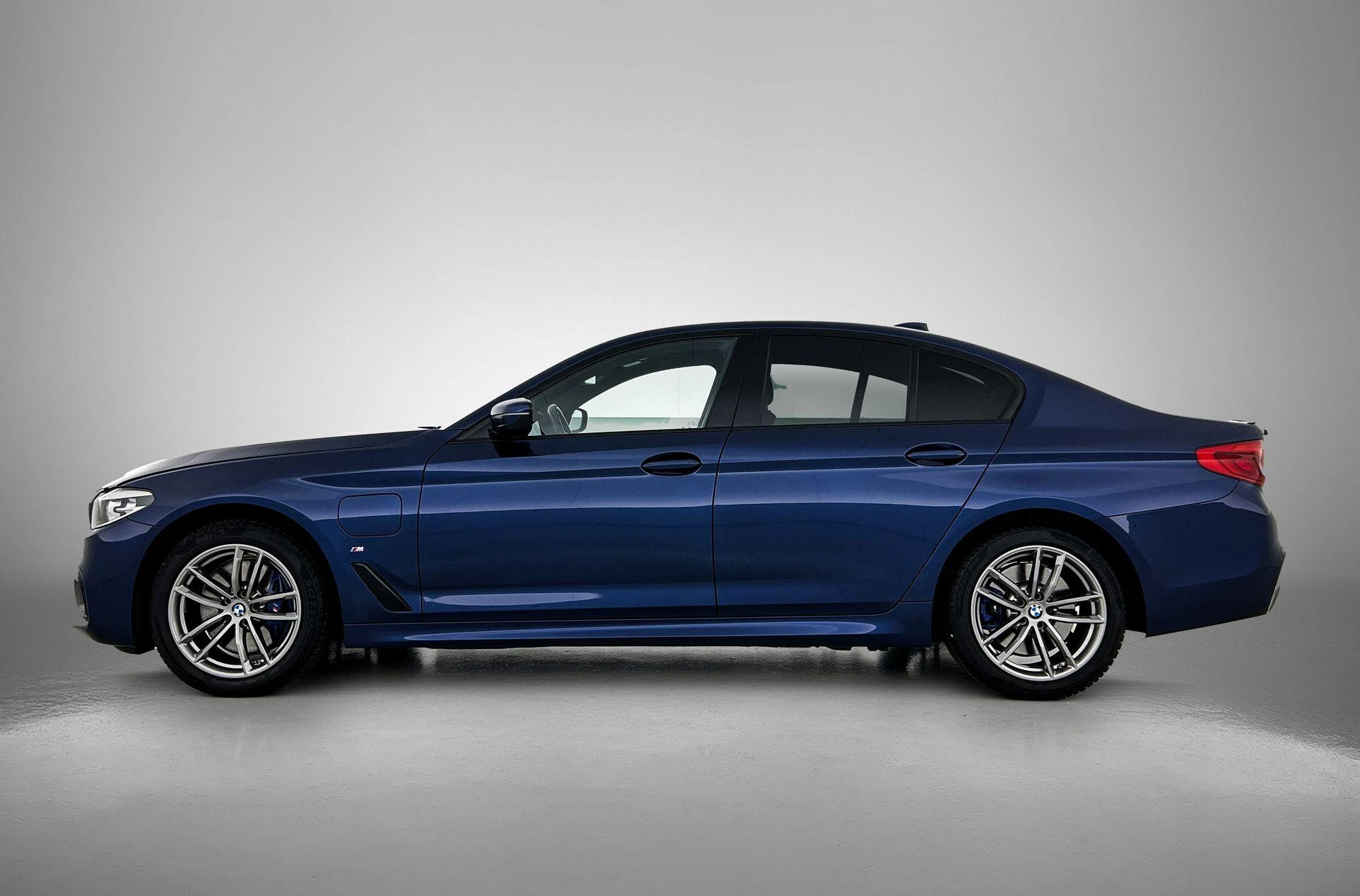 BMW 5-serie met kenteken GNS-40-J – autofoto 4