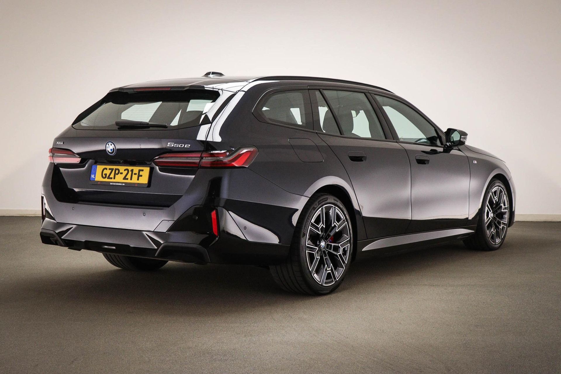 BMW 5-serie met kenteken GZP-21-F – autofoto 2