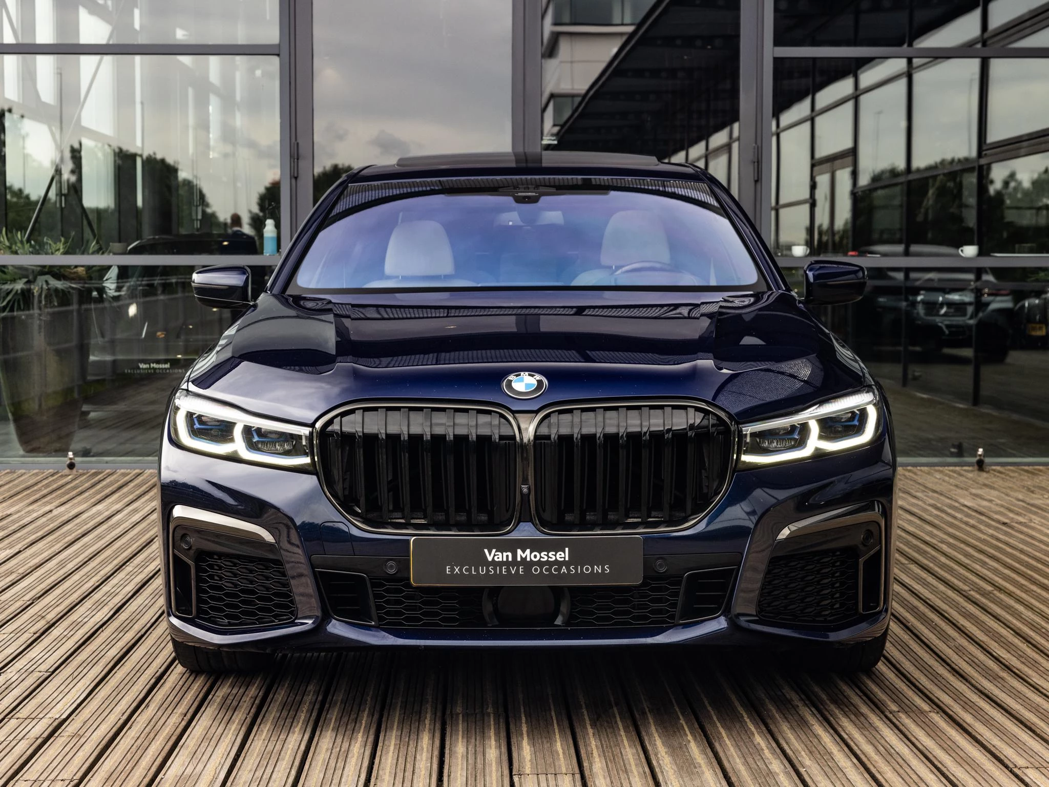BMW 7-serie met kenteken HBX-55-N – autofoto 4