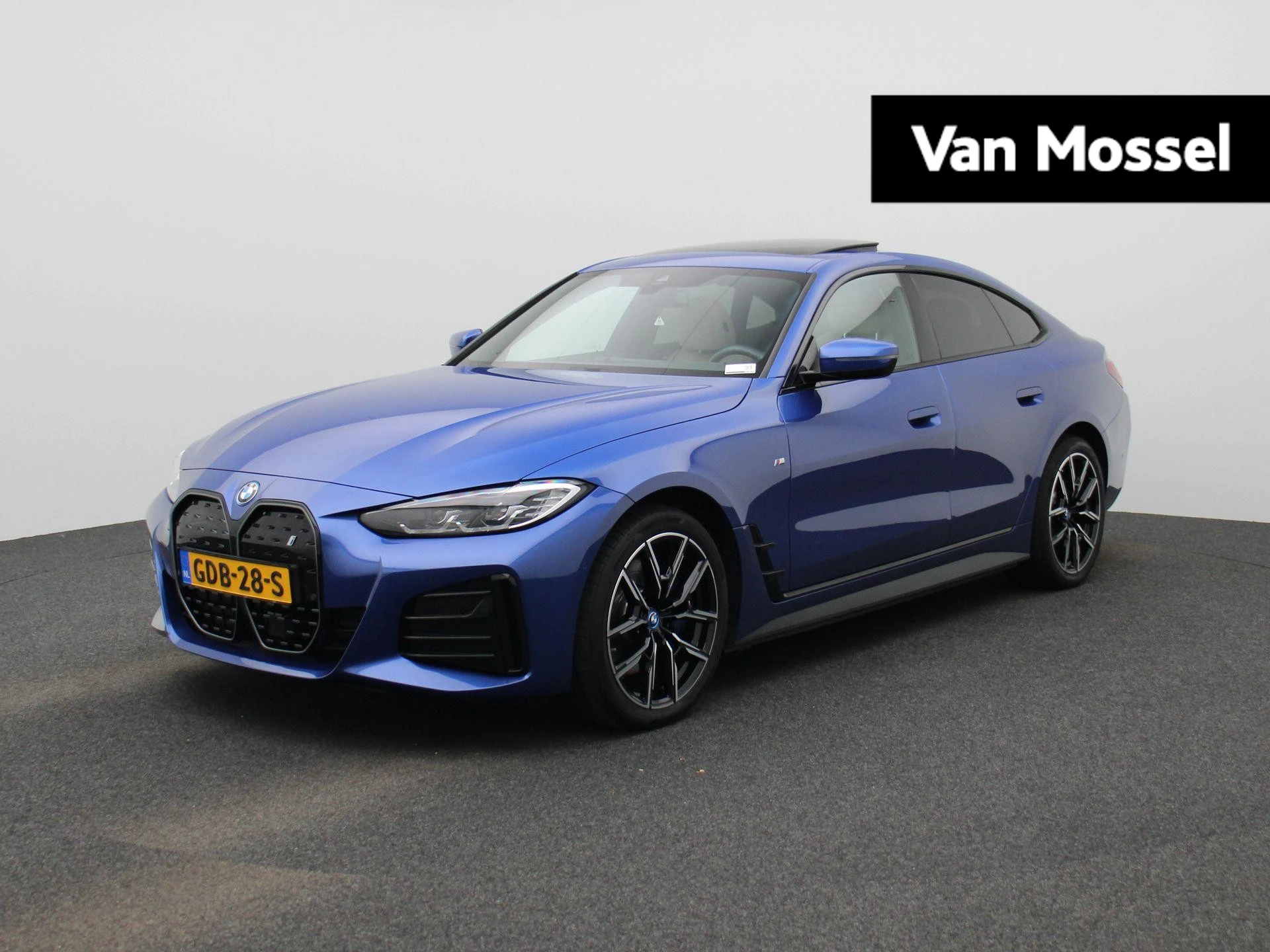 BMW i4 – autofoto 2