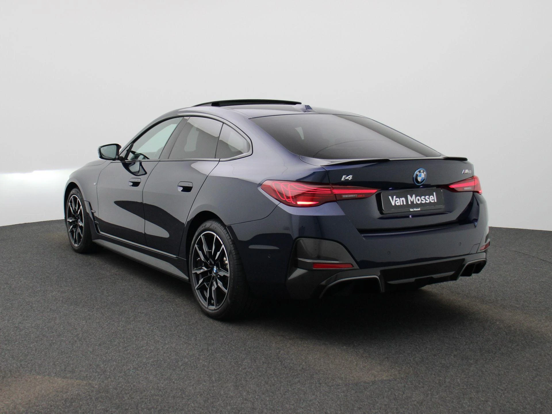 BMW i4 – autofoto 3