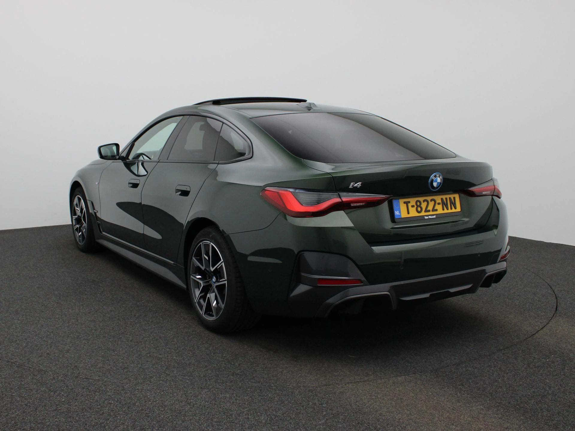 BMW i4 – autofoto 3