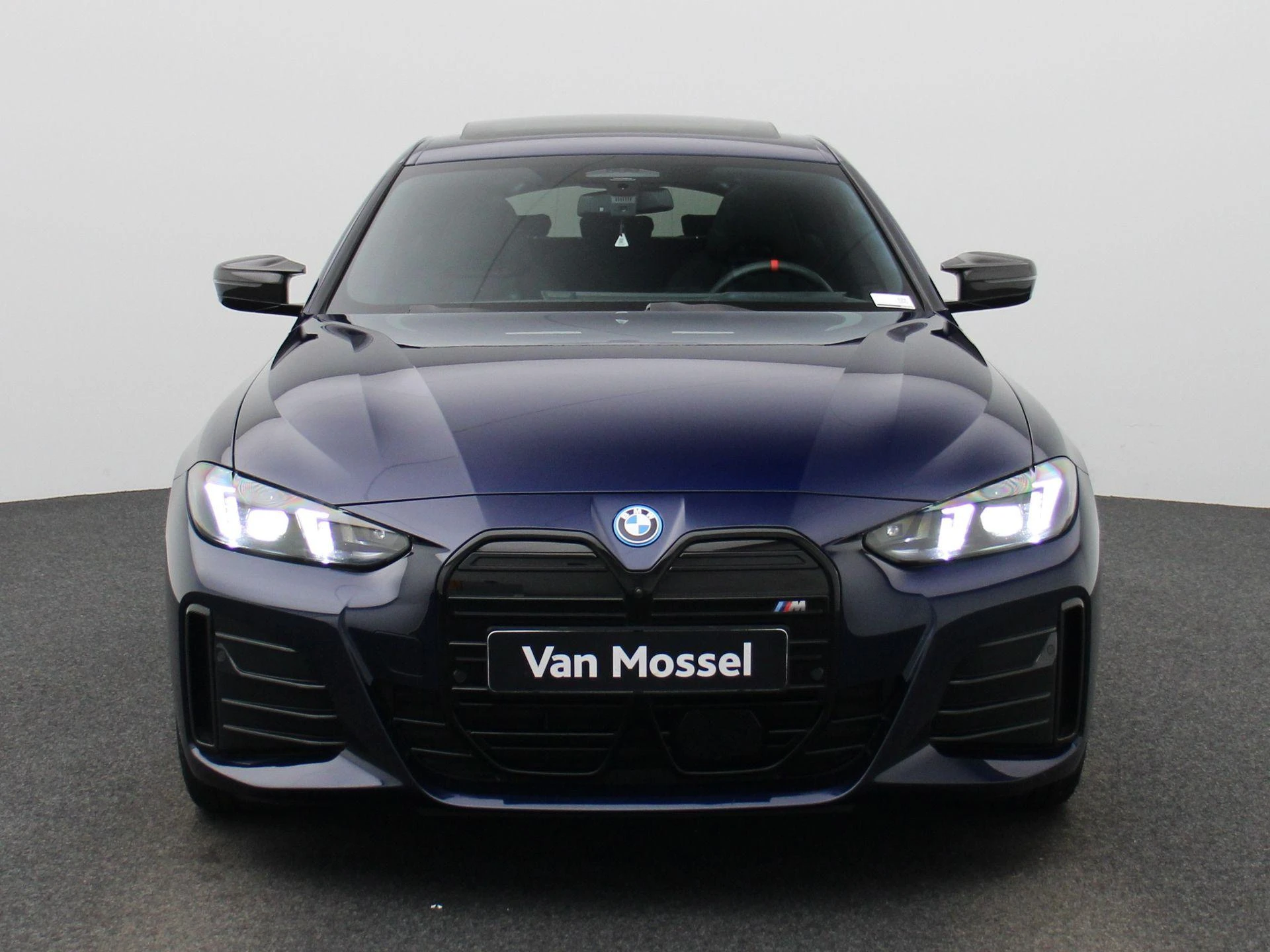 BMW i4 – autofoto 4