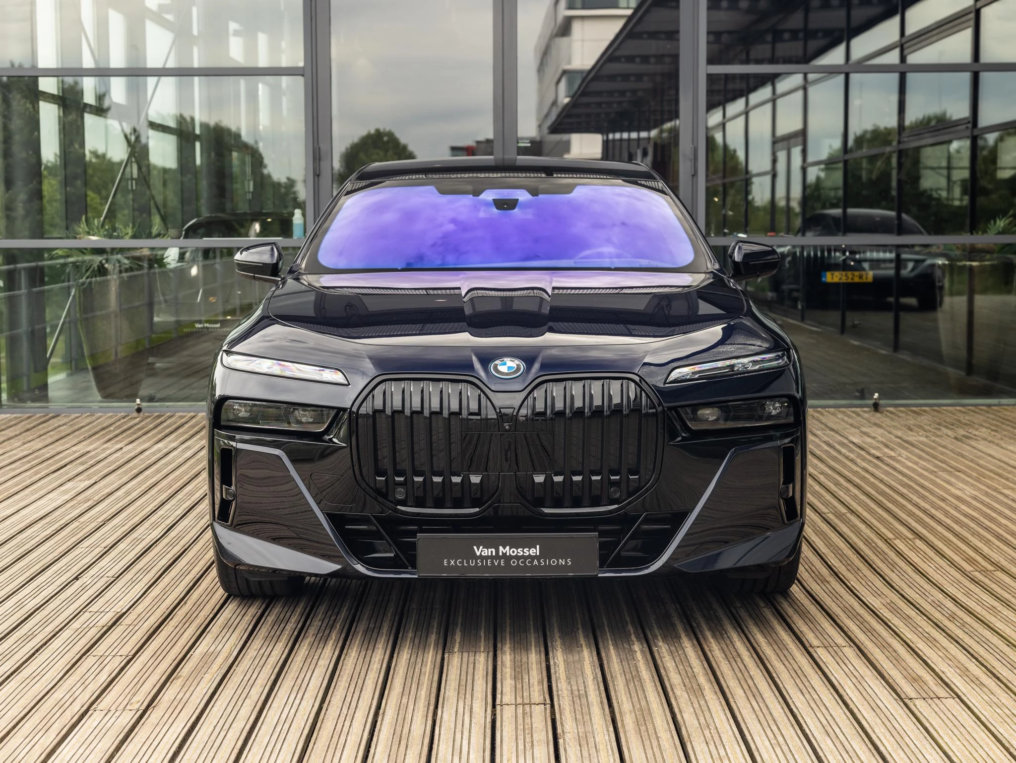 BMW i7 – autofoto 4