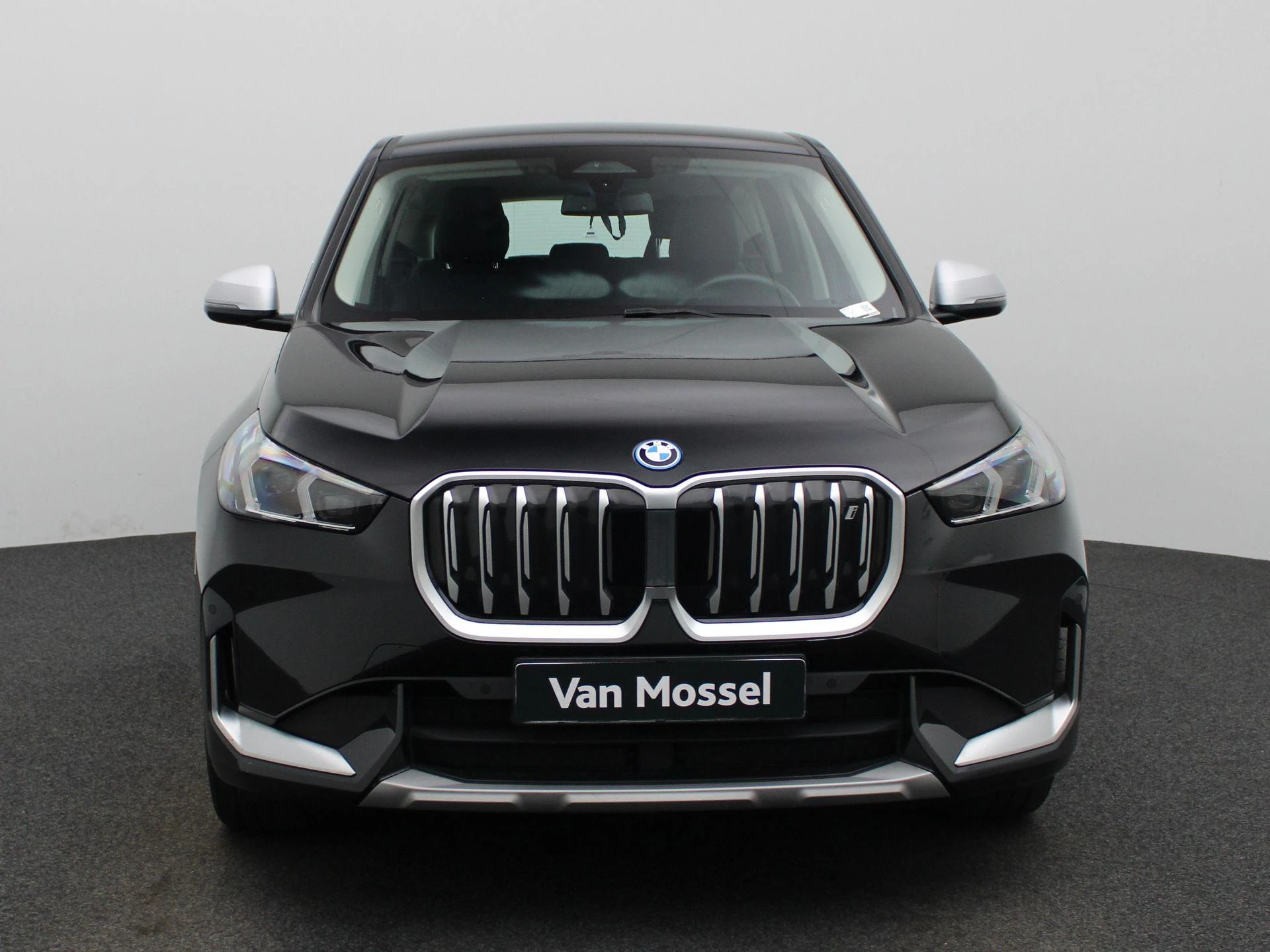 BMW iX1 – autofoto 4