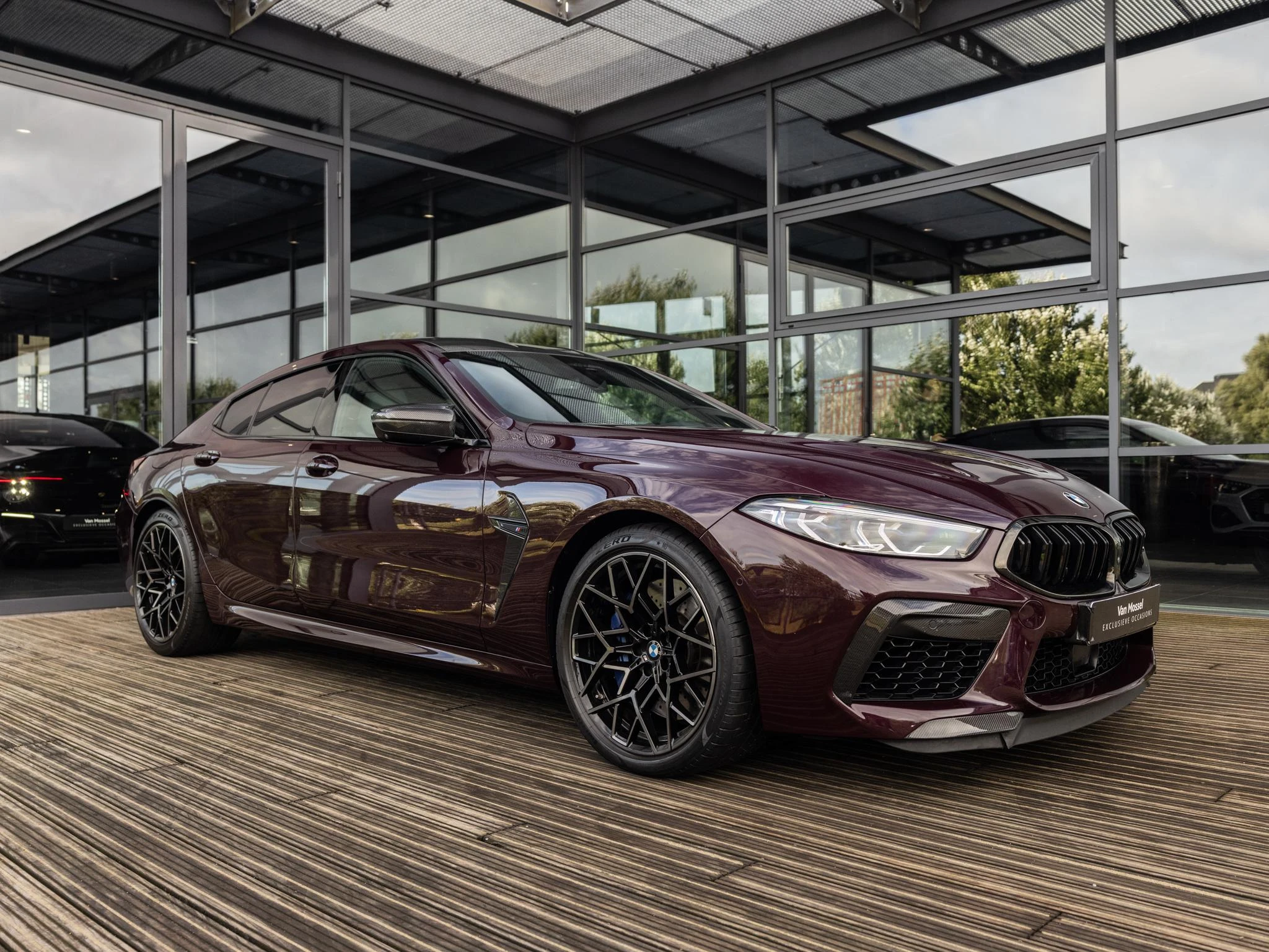 BMW M8 met kenteken 152100 – autofoto 5