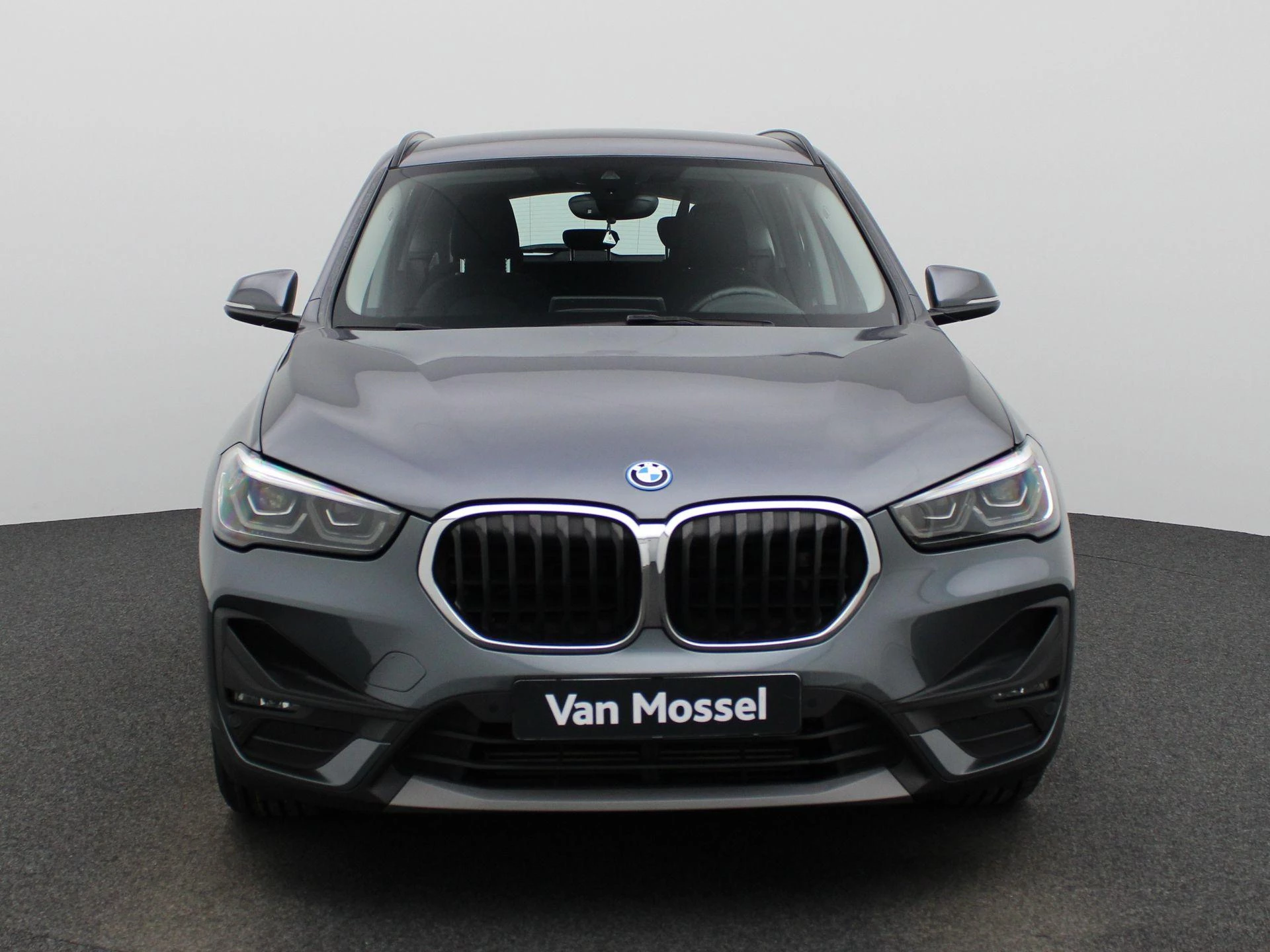 BMW X1 met kenteken 17100 – autofoto 4