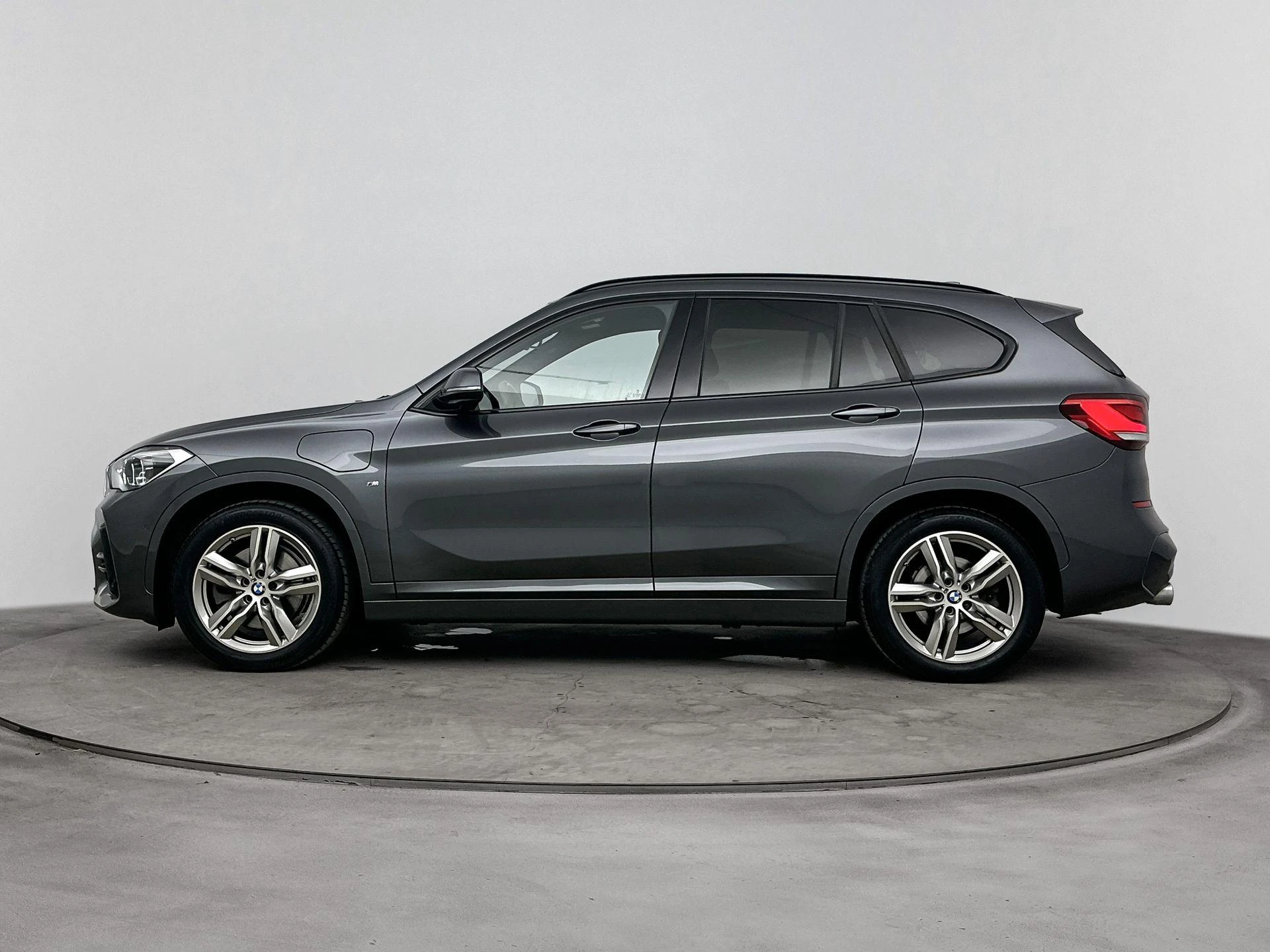 BMW X1 met kenteken 52 – autofoto 4