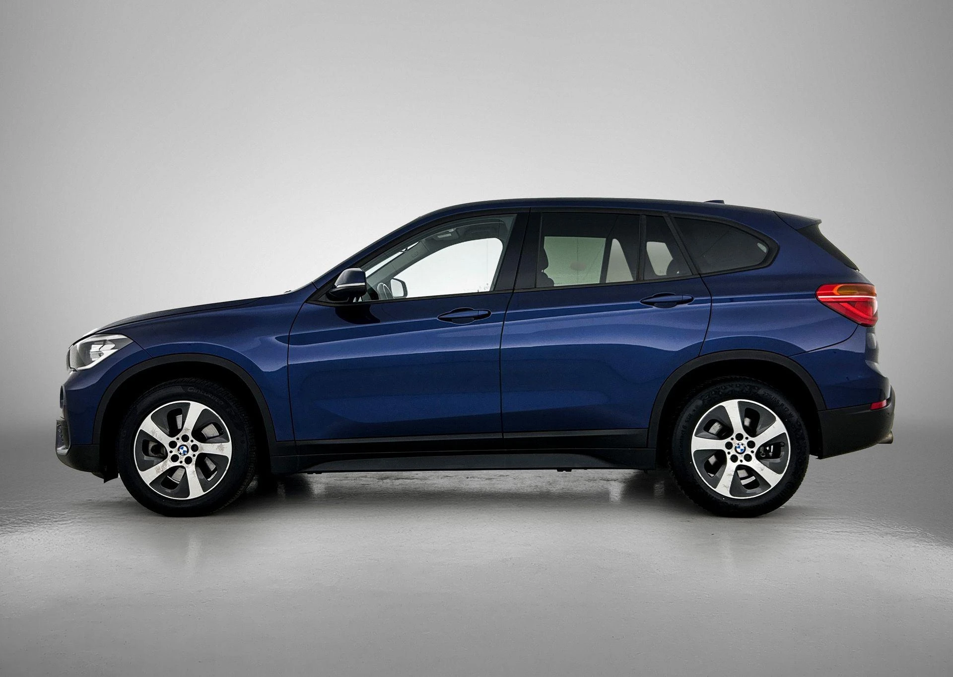 BMW X1 met kenteken 59100 – autofoto 4