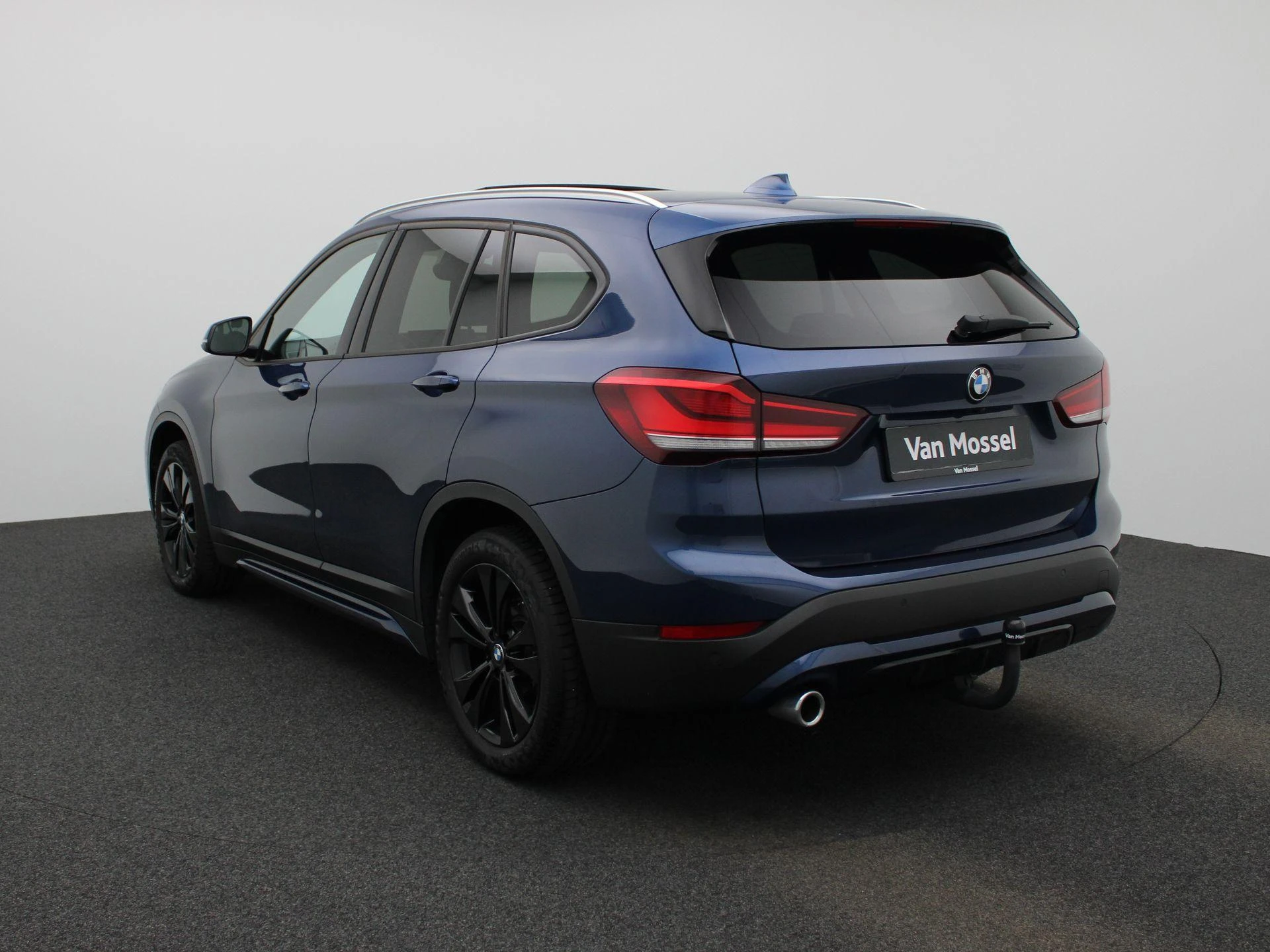 BMW X1 met kenteken KXJ-55-J – autofoto 3