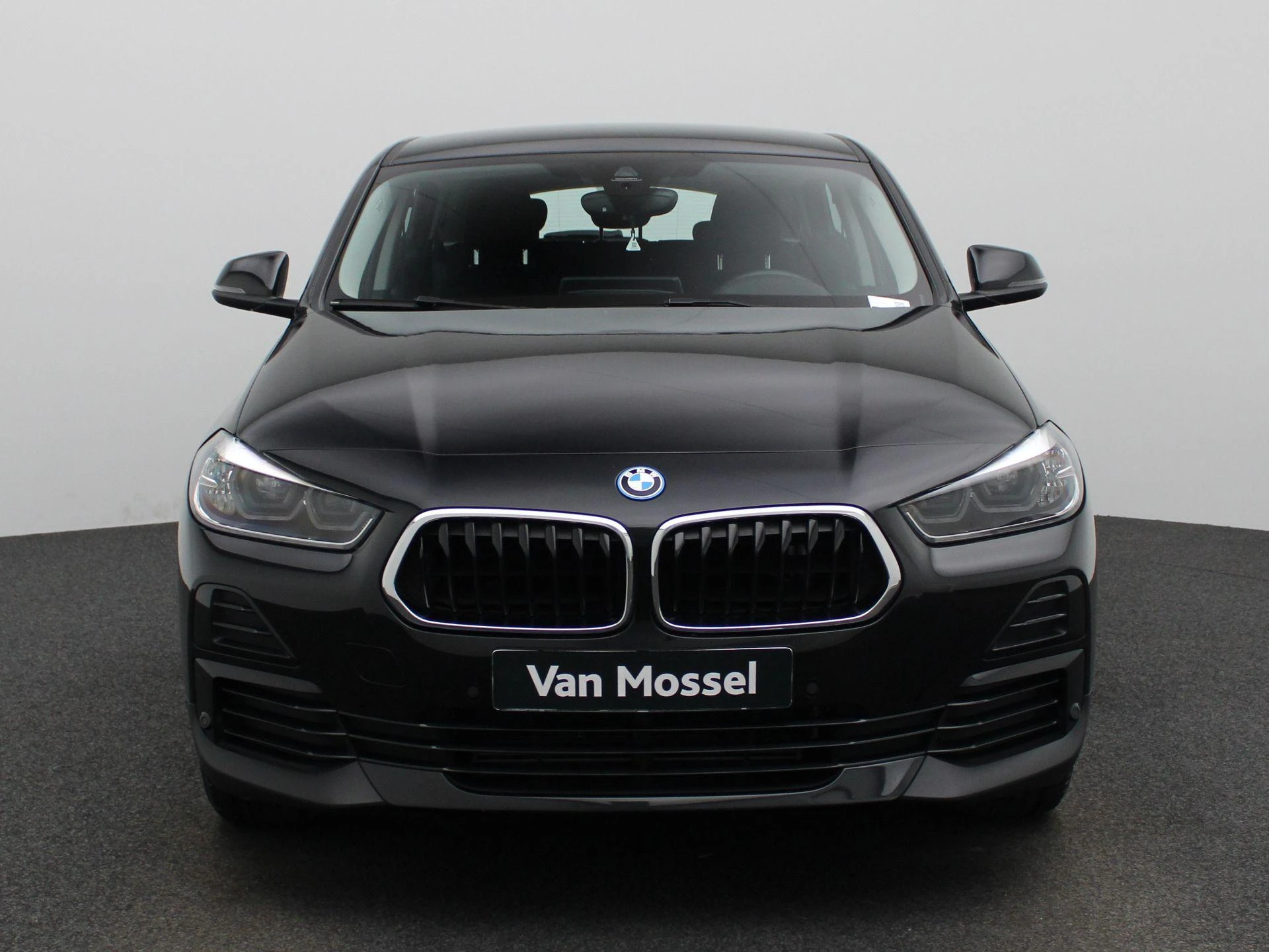 BMW X2 met kenteken 17100 – autofoto 4