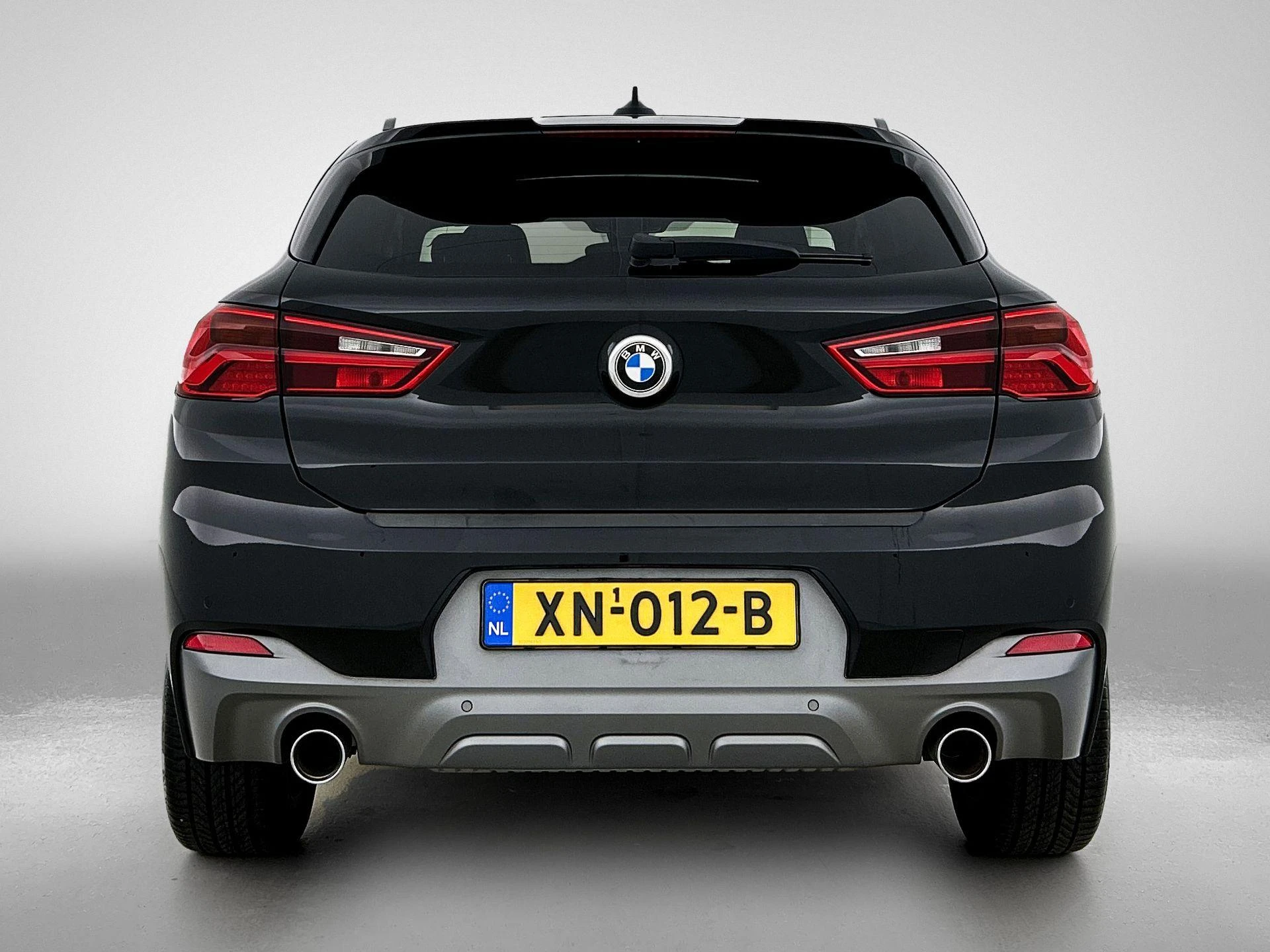 BMW X2 met kenteken 74100 – autofoto 5