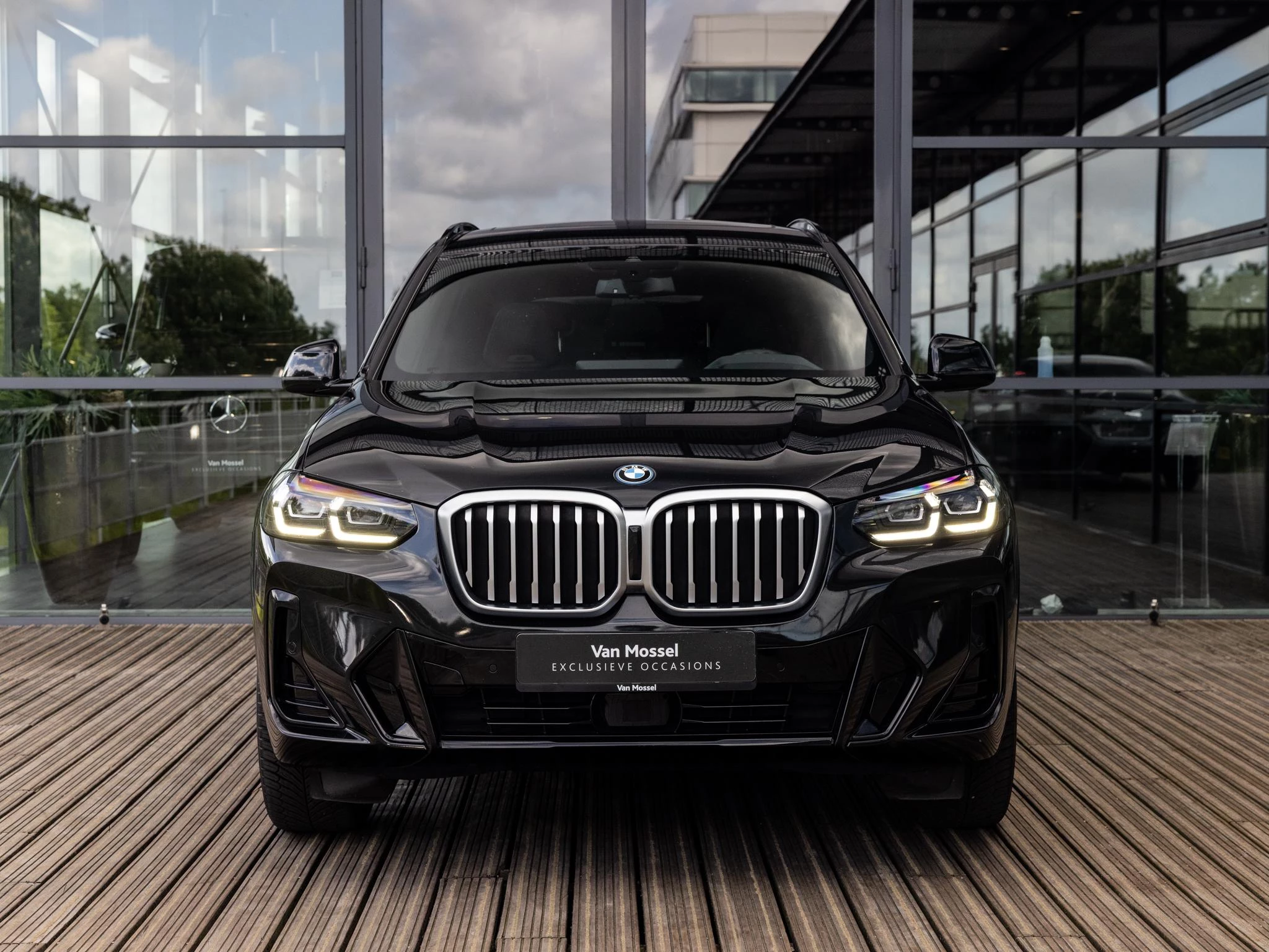 BMW X3 met kenteken 44 – autofoto 4