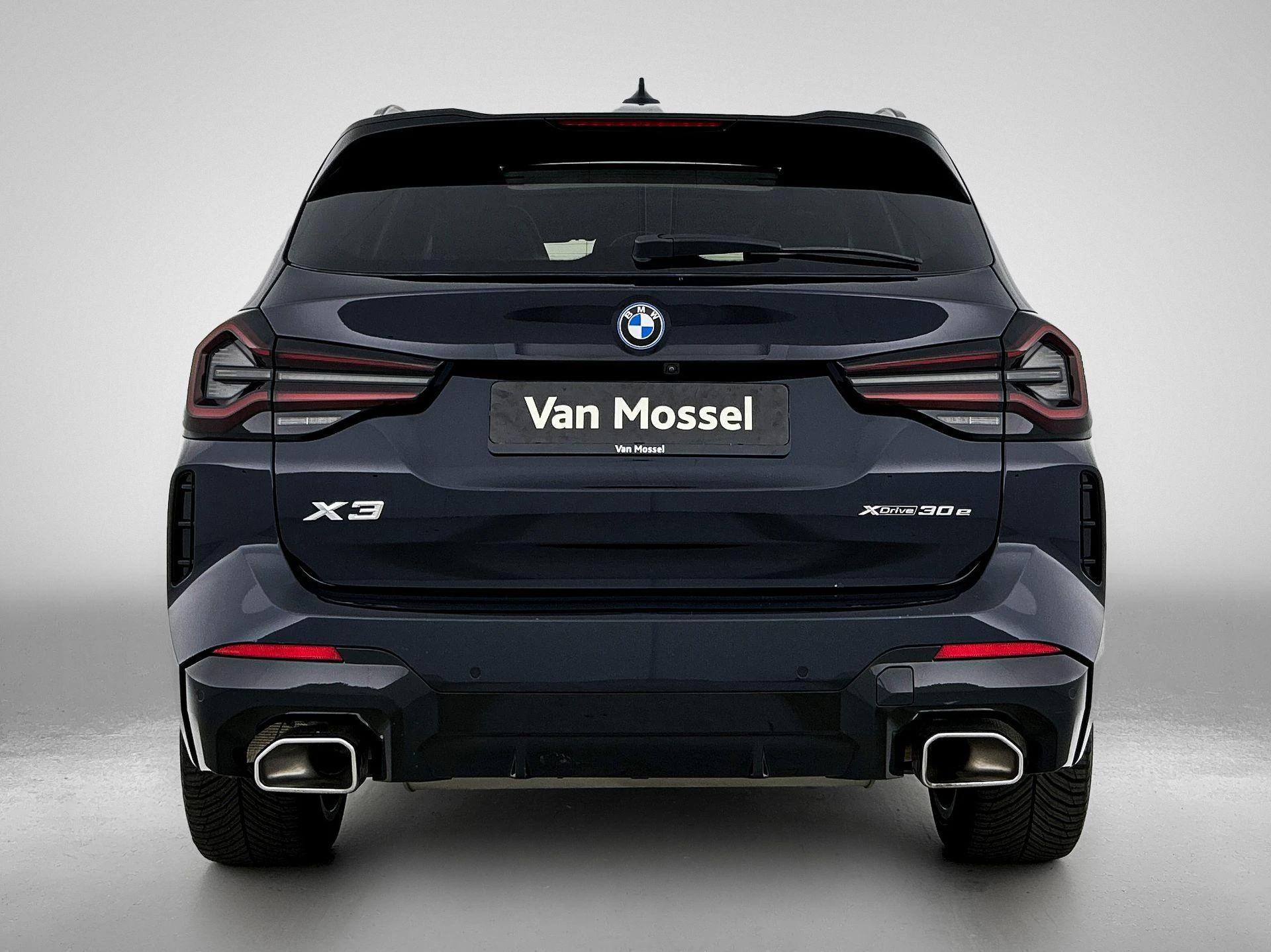 BMW X3 met kenteken 44 – autofoto 5