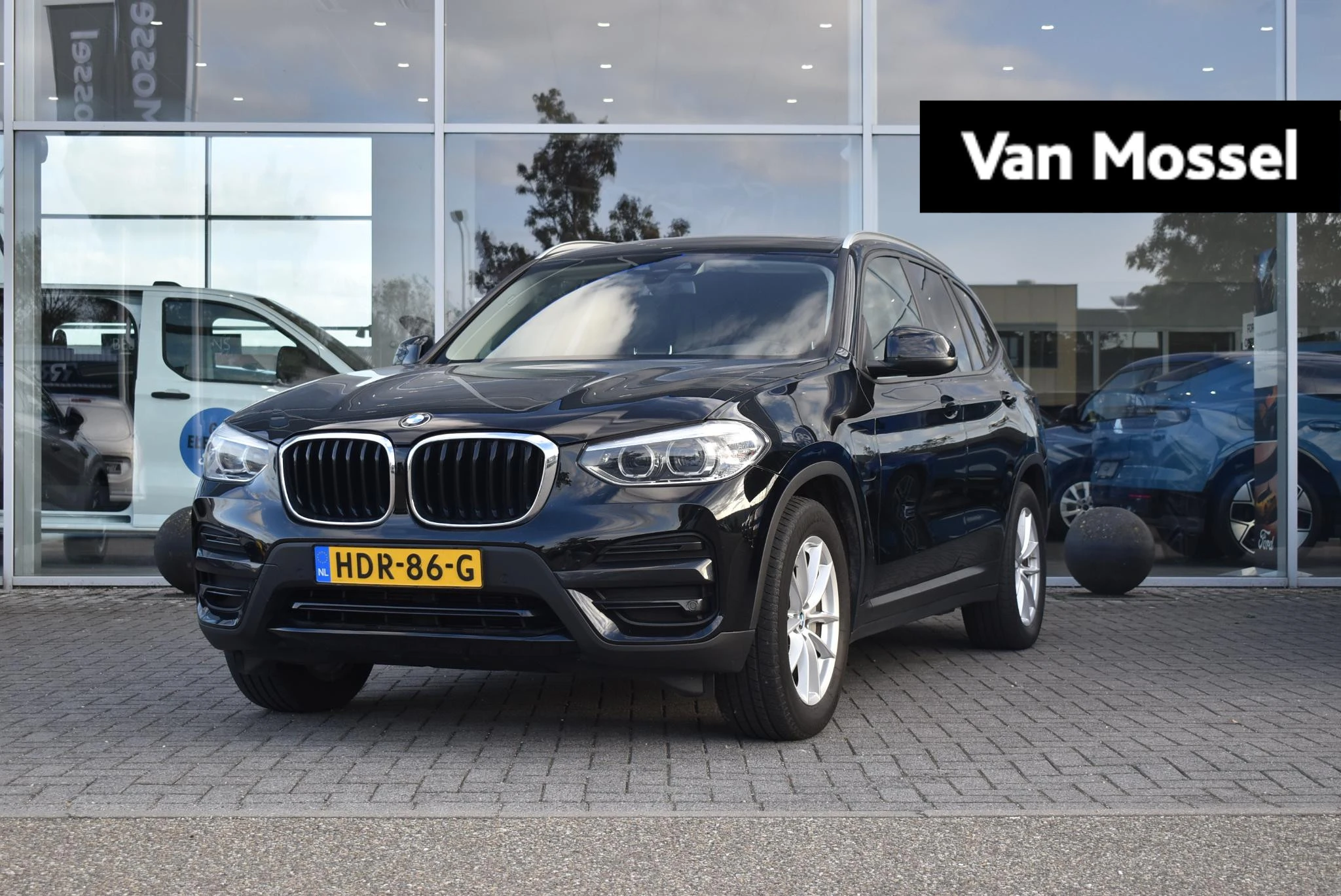 BMW X3 met kenteken 51 – autofoto 2