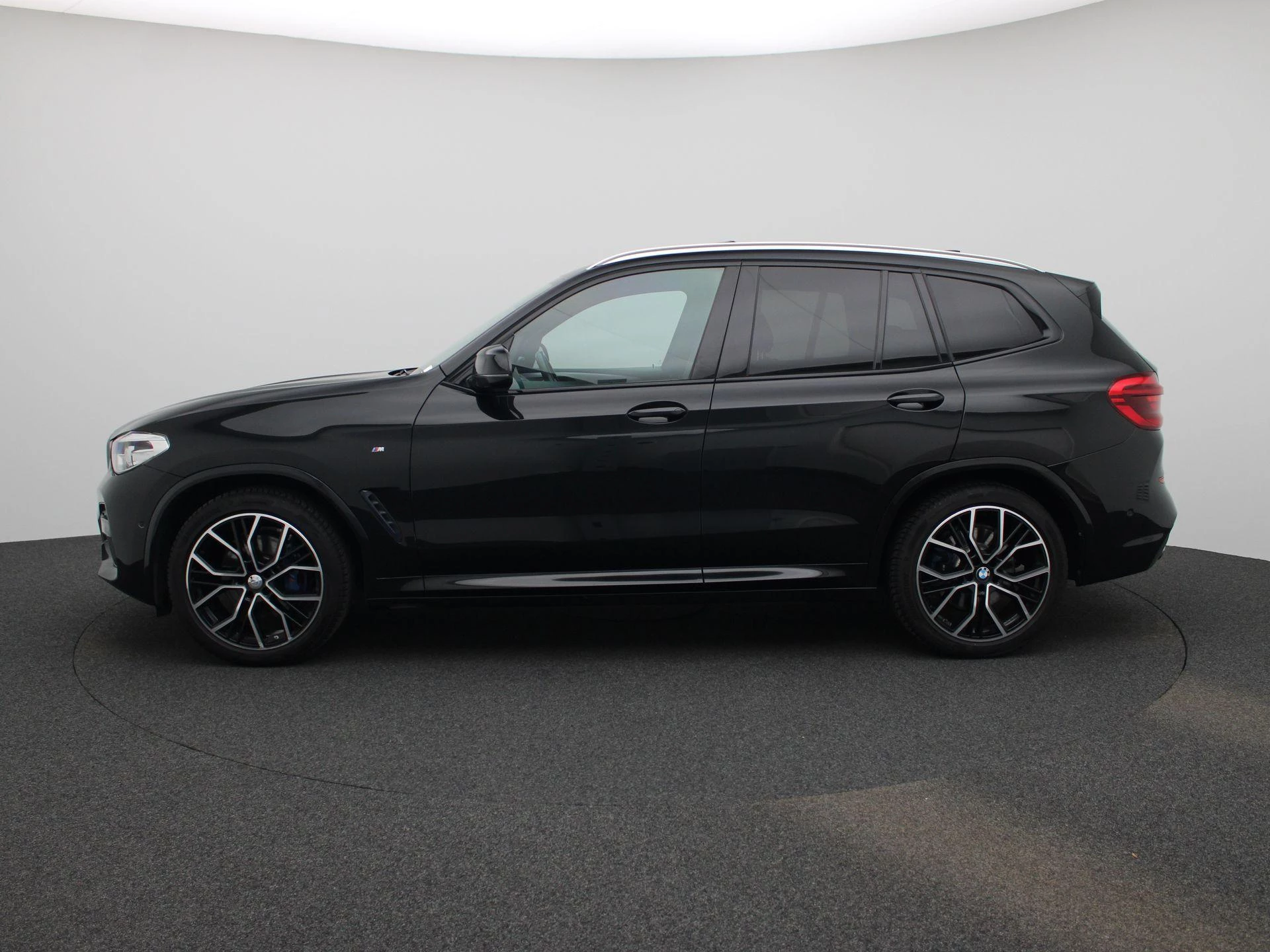 BMW X3 met kenteken 76100 – autofoto 5