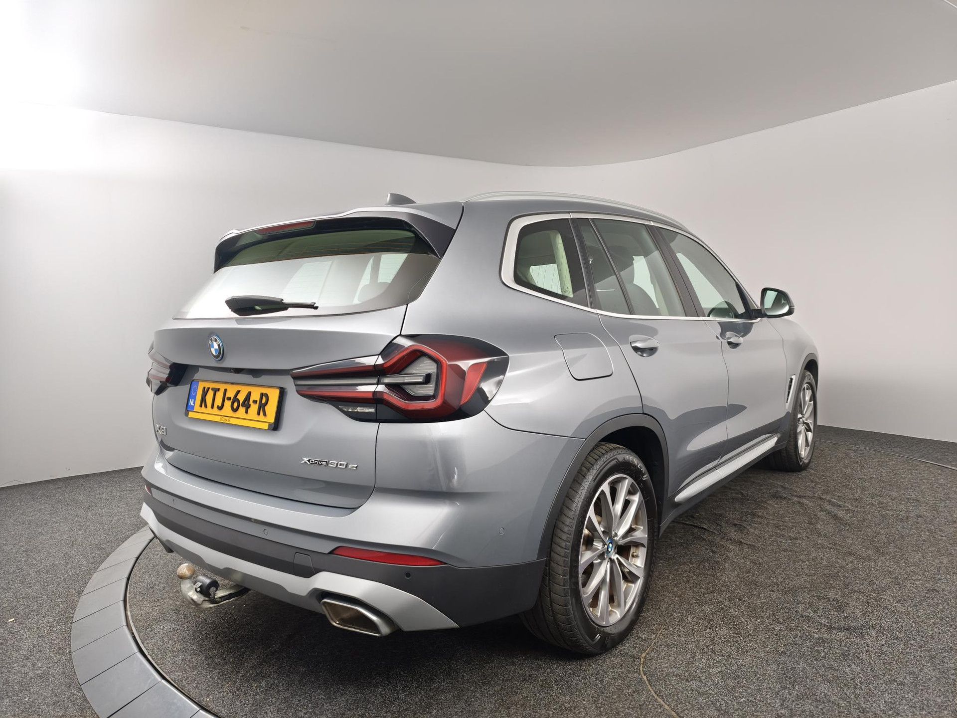 BMW X3 met kenteken KTJ-64-R – autofoto 2