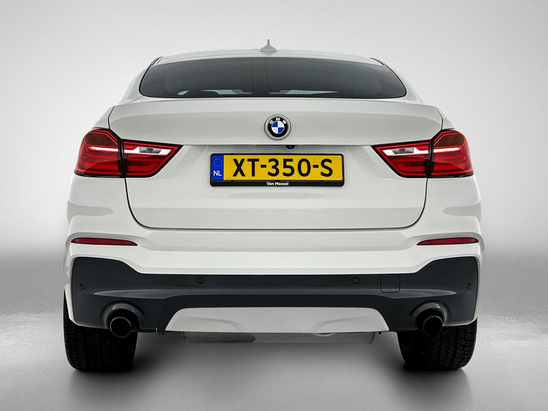 BMW X4 met kenteken 86100 – autofoto 5