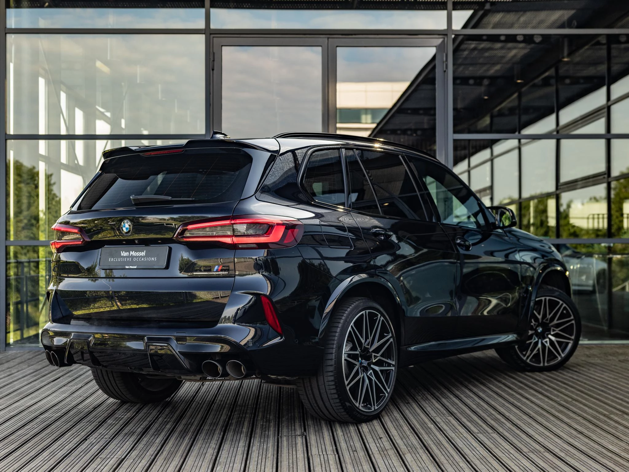 BMW X5 met kenteken 165100 – autofoto 4