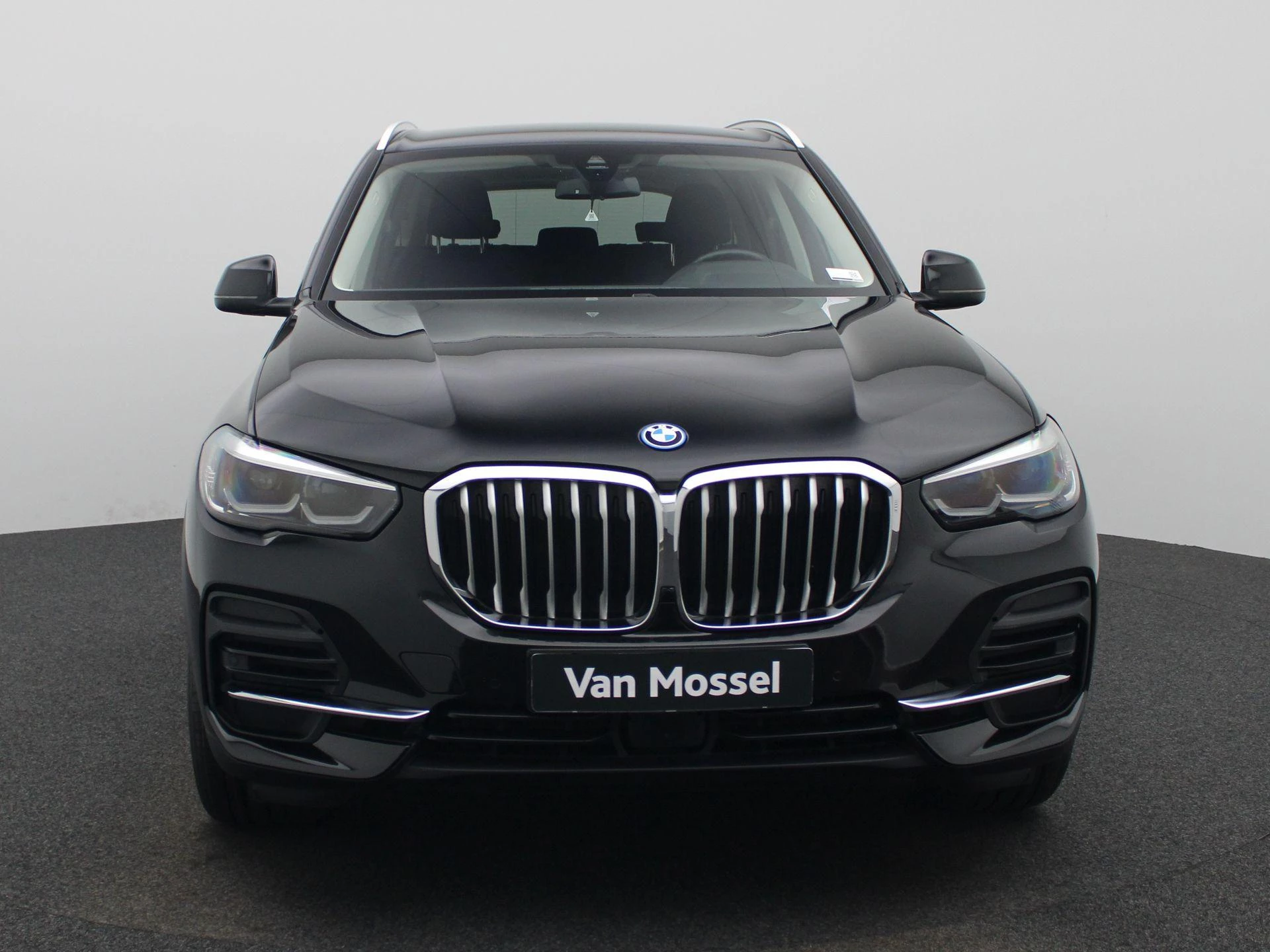 BMW X5 met kenteken 88 – autofoto 5