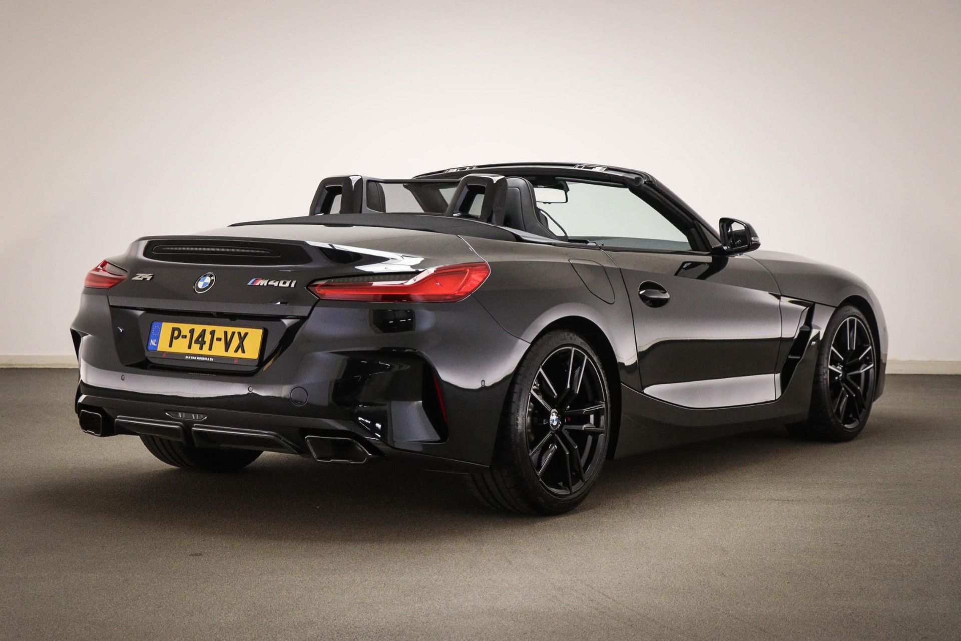 BMW Z4 met kenteken P-141-VX – autofoto 2