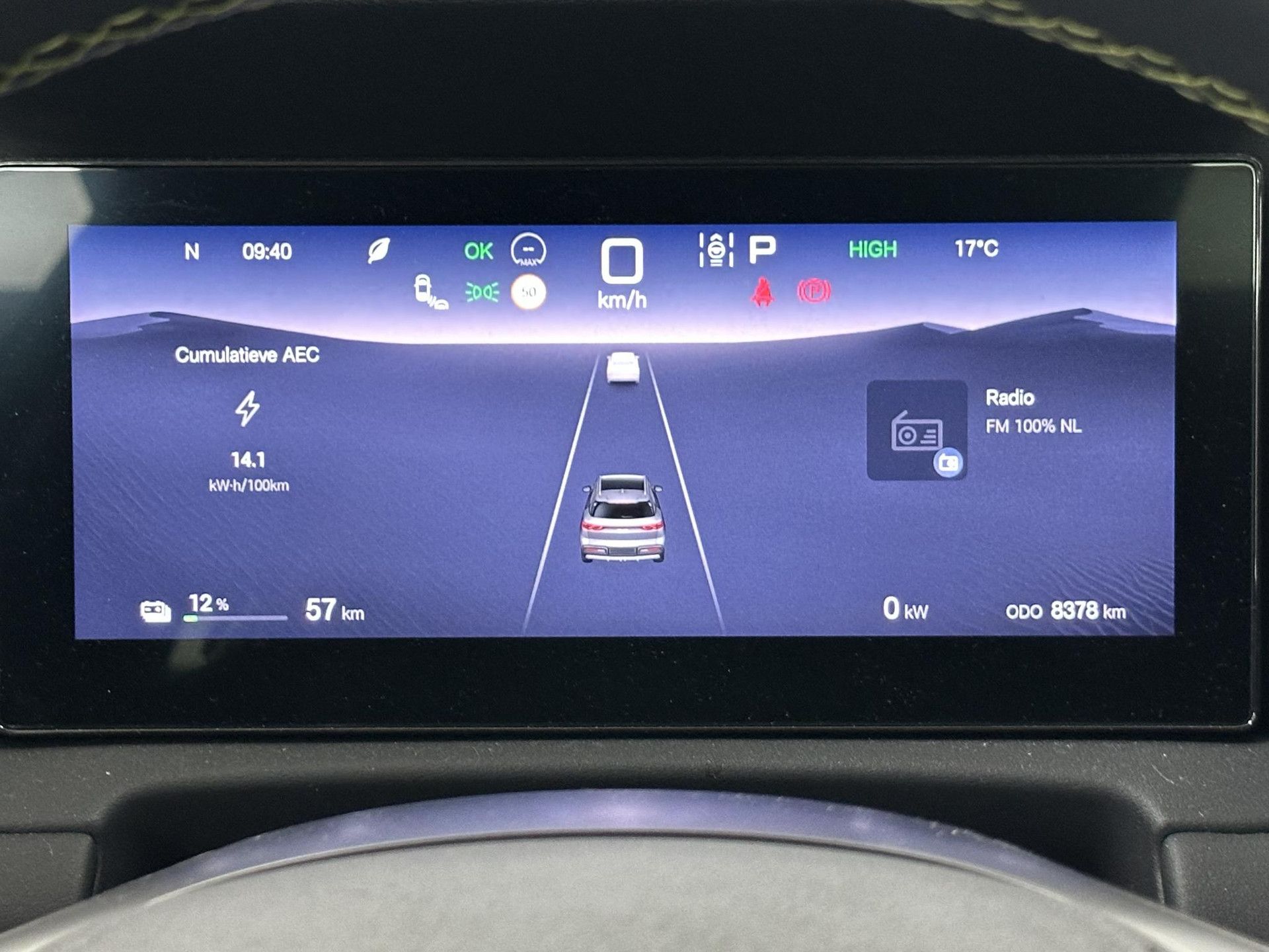 BYD ATTO2 met kenteken KBJ-01-X – autofoto 4