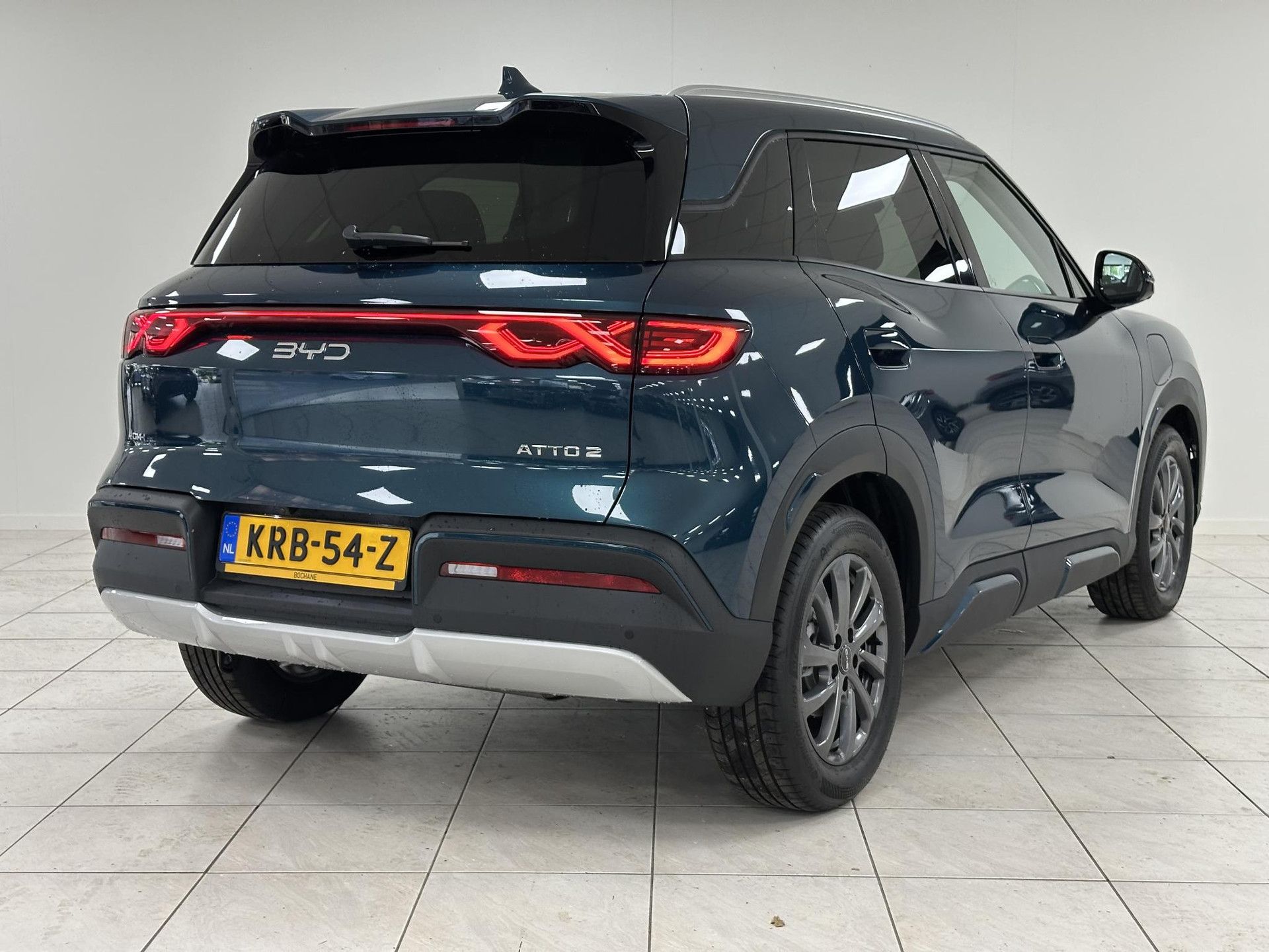 BYD ATTO2 met kenteken KRB-54-Z – autofoto 2