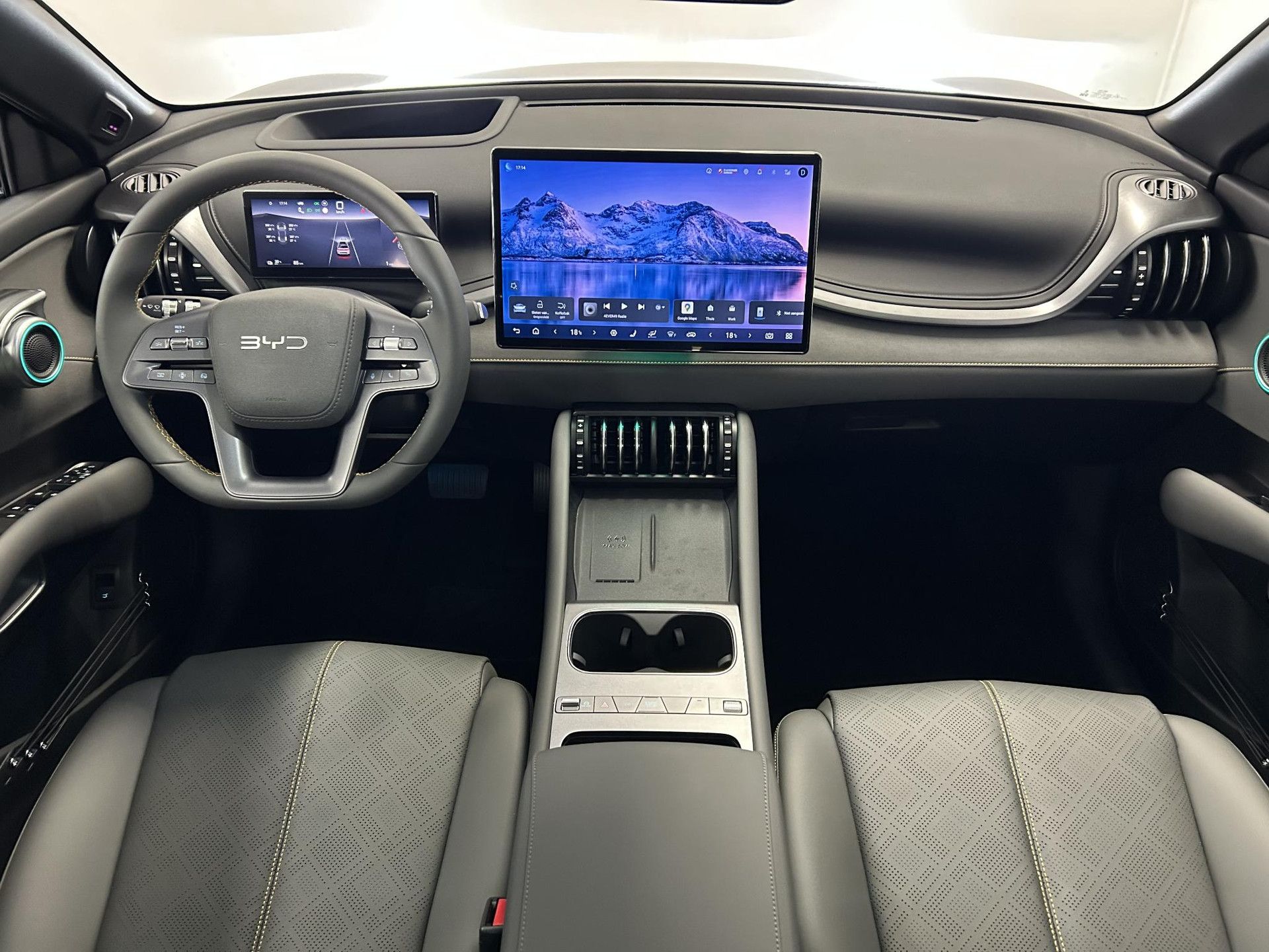 BYD ATTO3 – autofoto 3