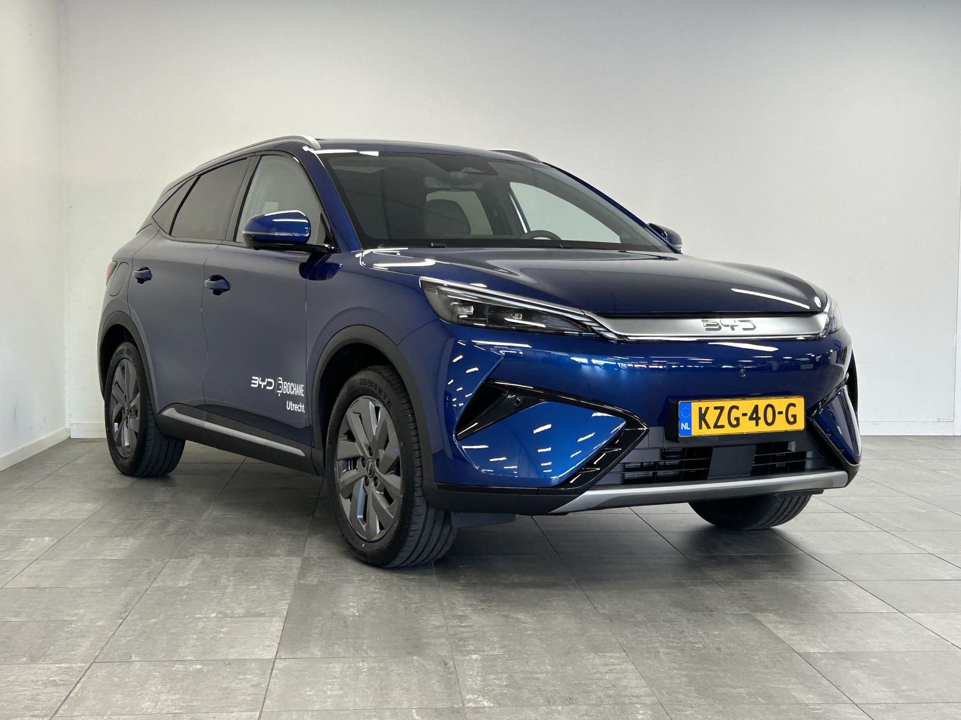 BYD ATTO3 met kenteken KZG-40-G – autofoto 5