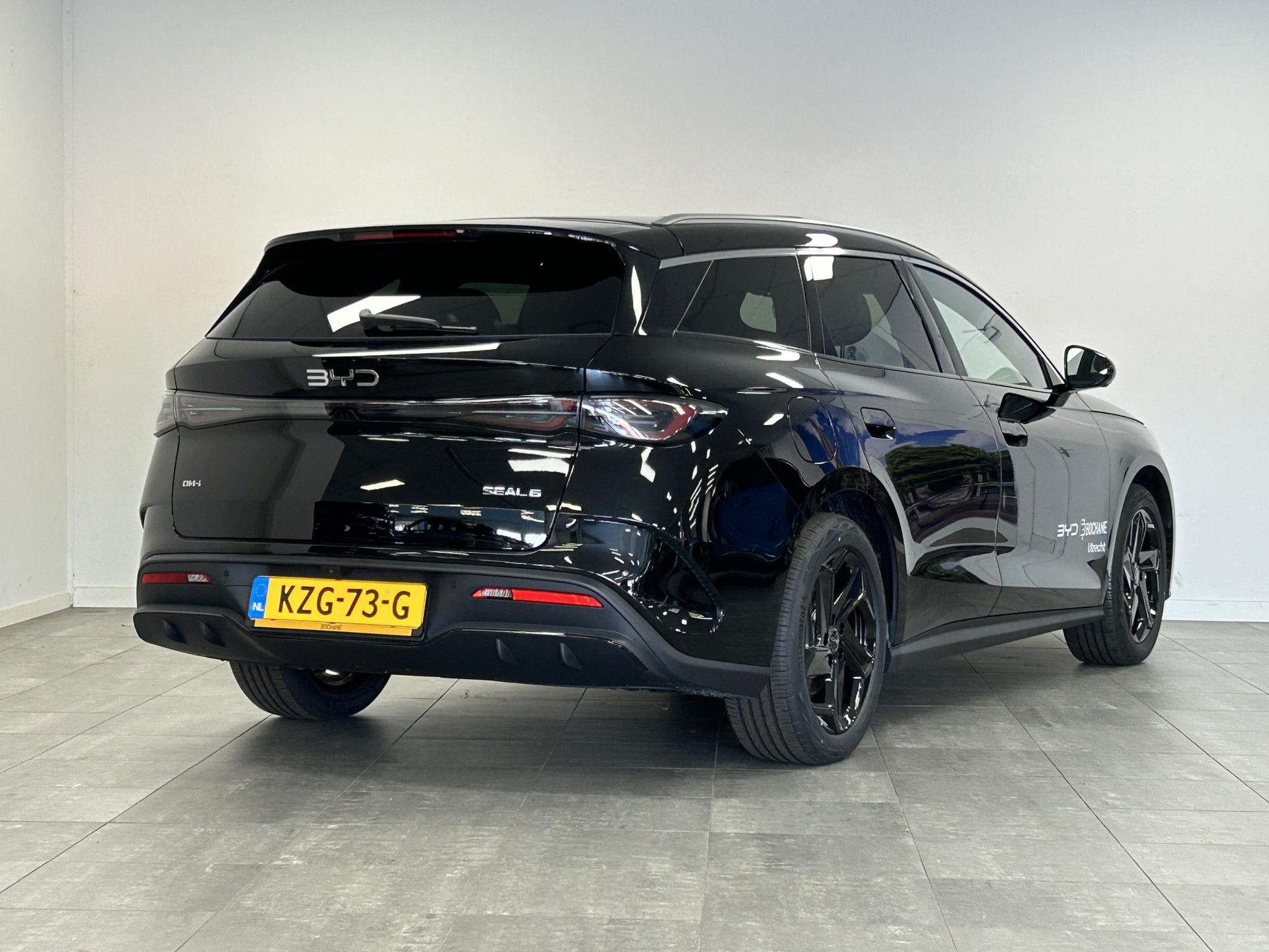 BYD SEAL met kenteken KZG-73-G – autofoto 2
